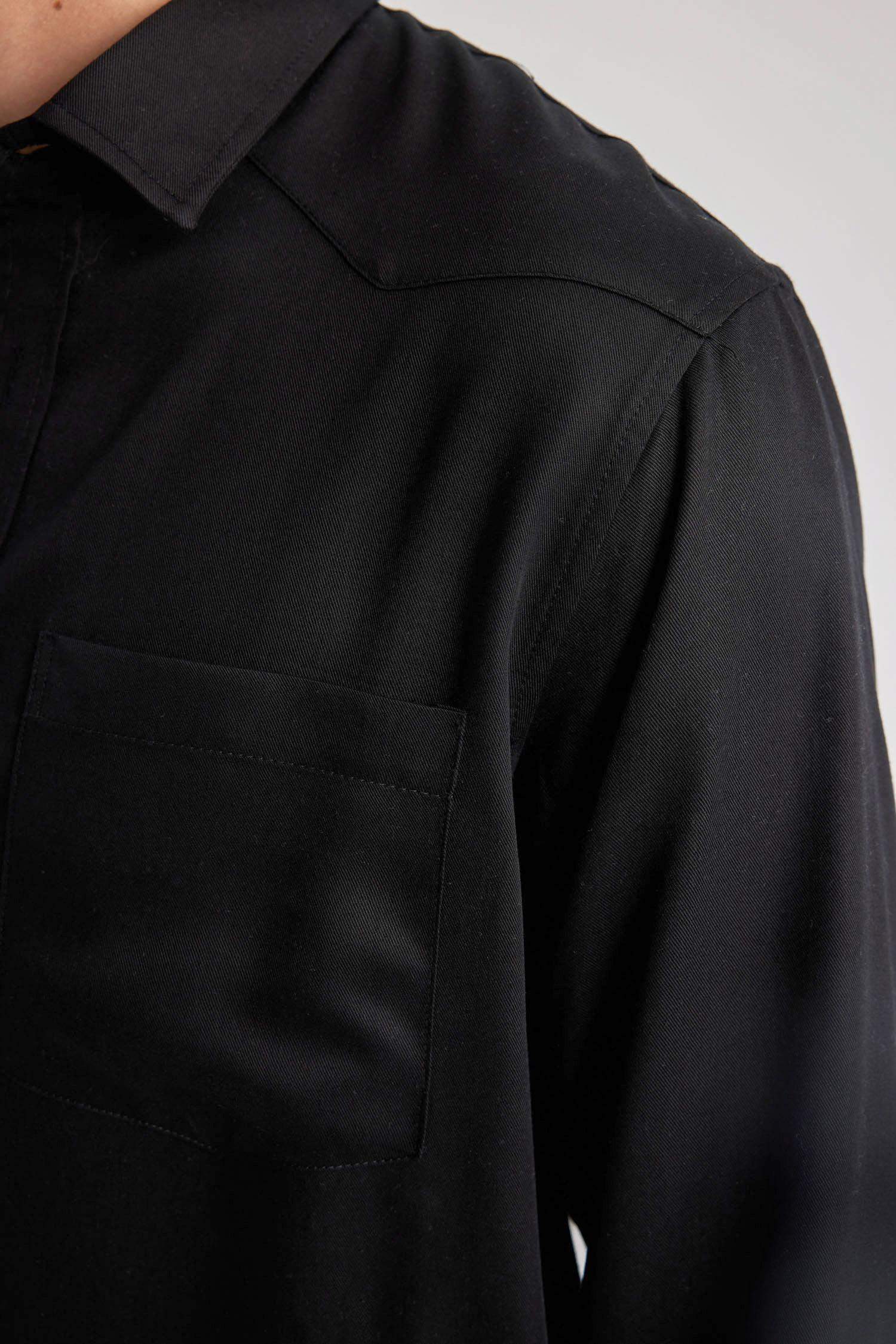 قميص بولو كم طويل قصة عادية