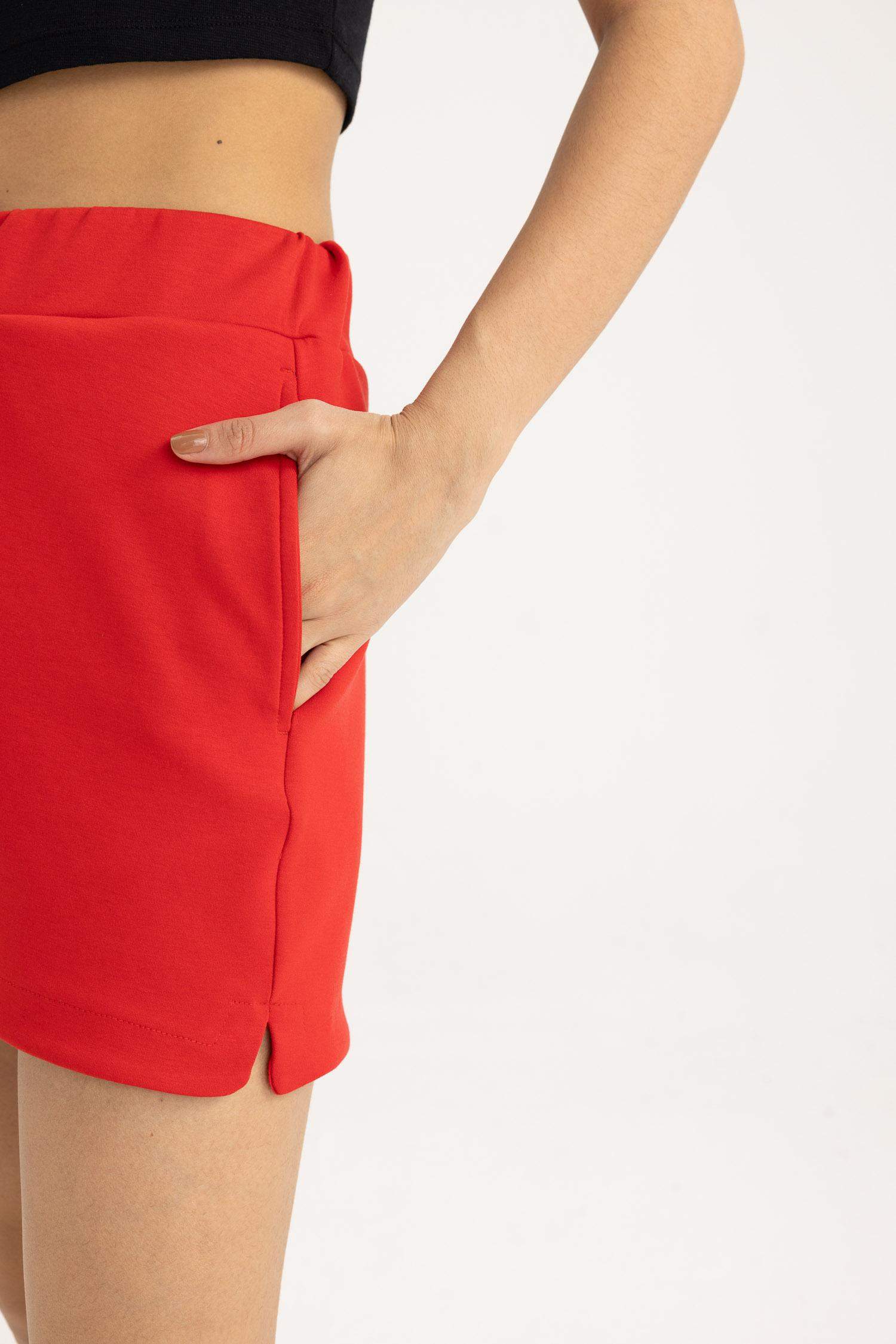 Short de sport Oversize de DeFacto Fit