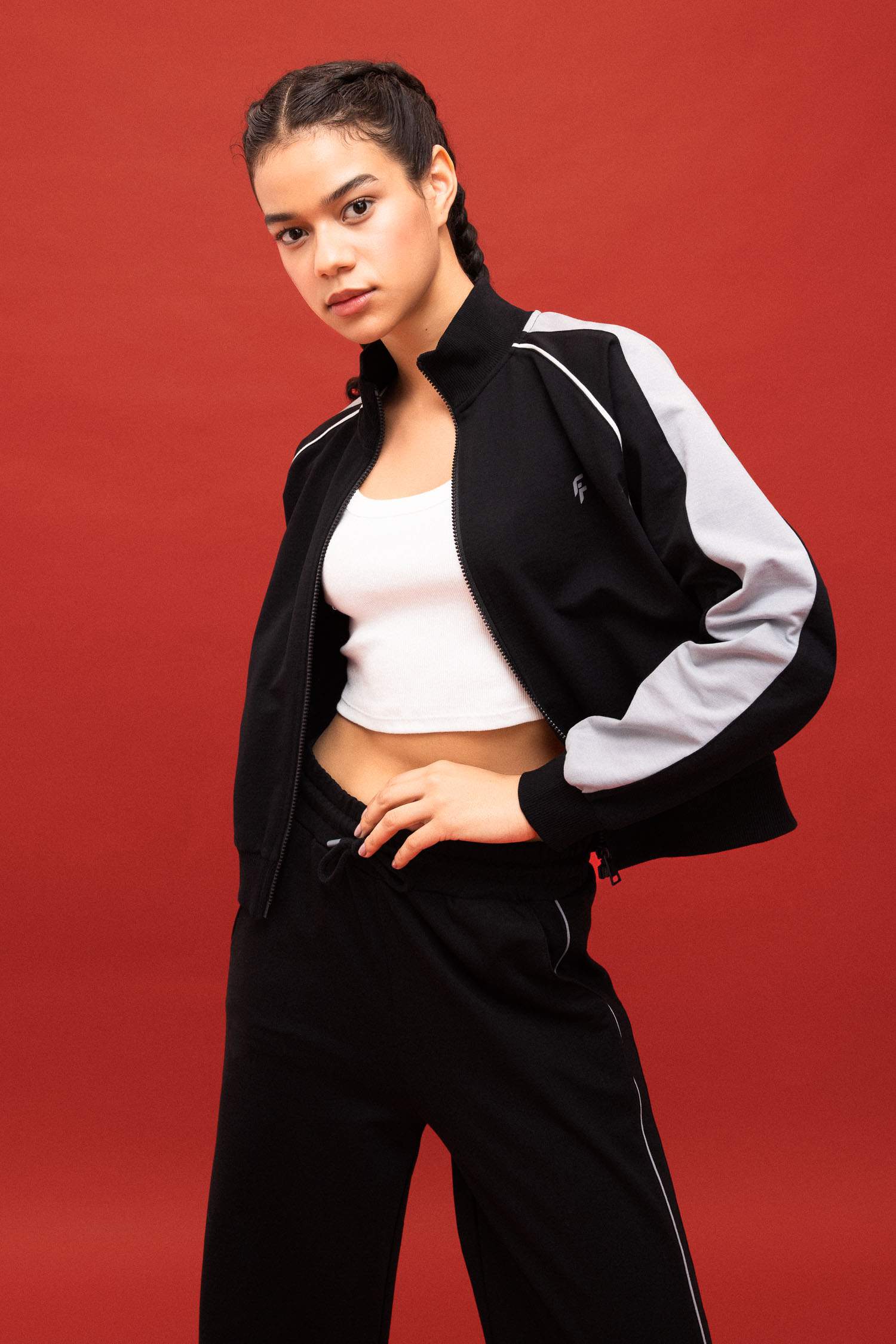 Oversize Geniş Kalıp Renk Bloklu Dik Yaka Sporcu Fermuarlı Sweatshirt