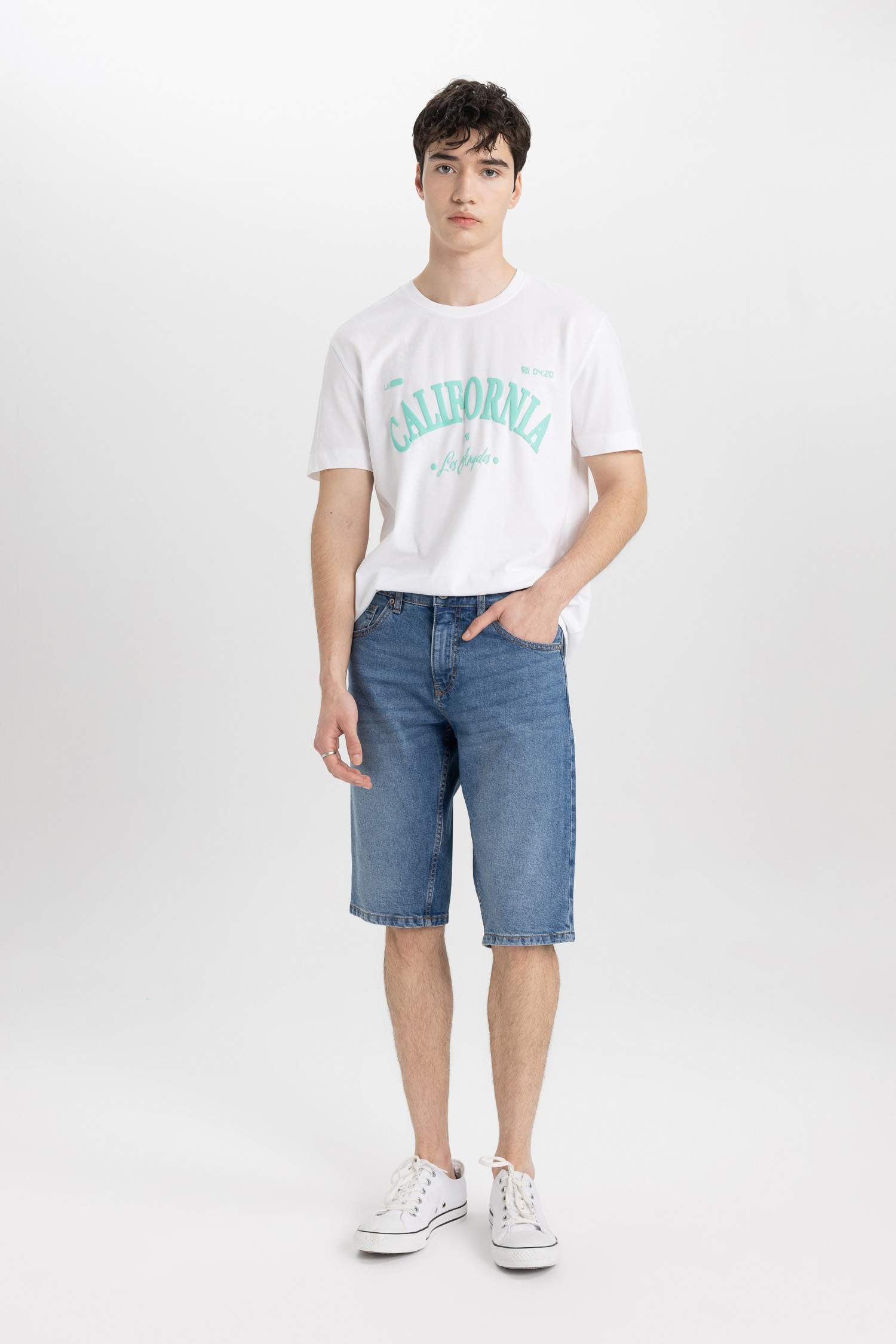 Regular Fit Crew Neck Printed Short Sleeve T-Shirt