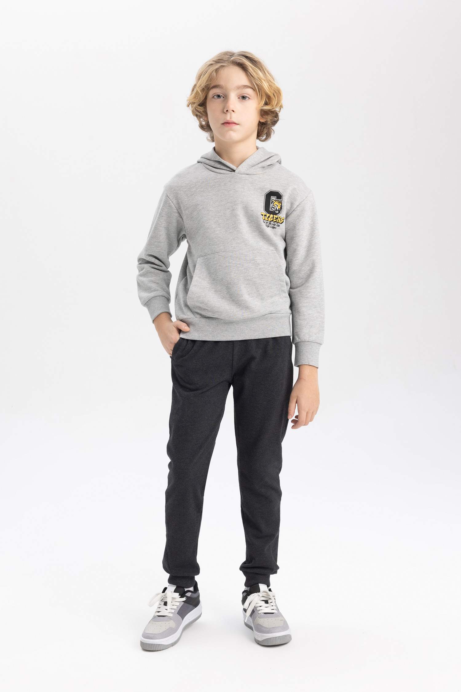 Erkek Çocuk Baskılı Kapüşonlu Sweatshirt