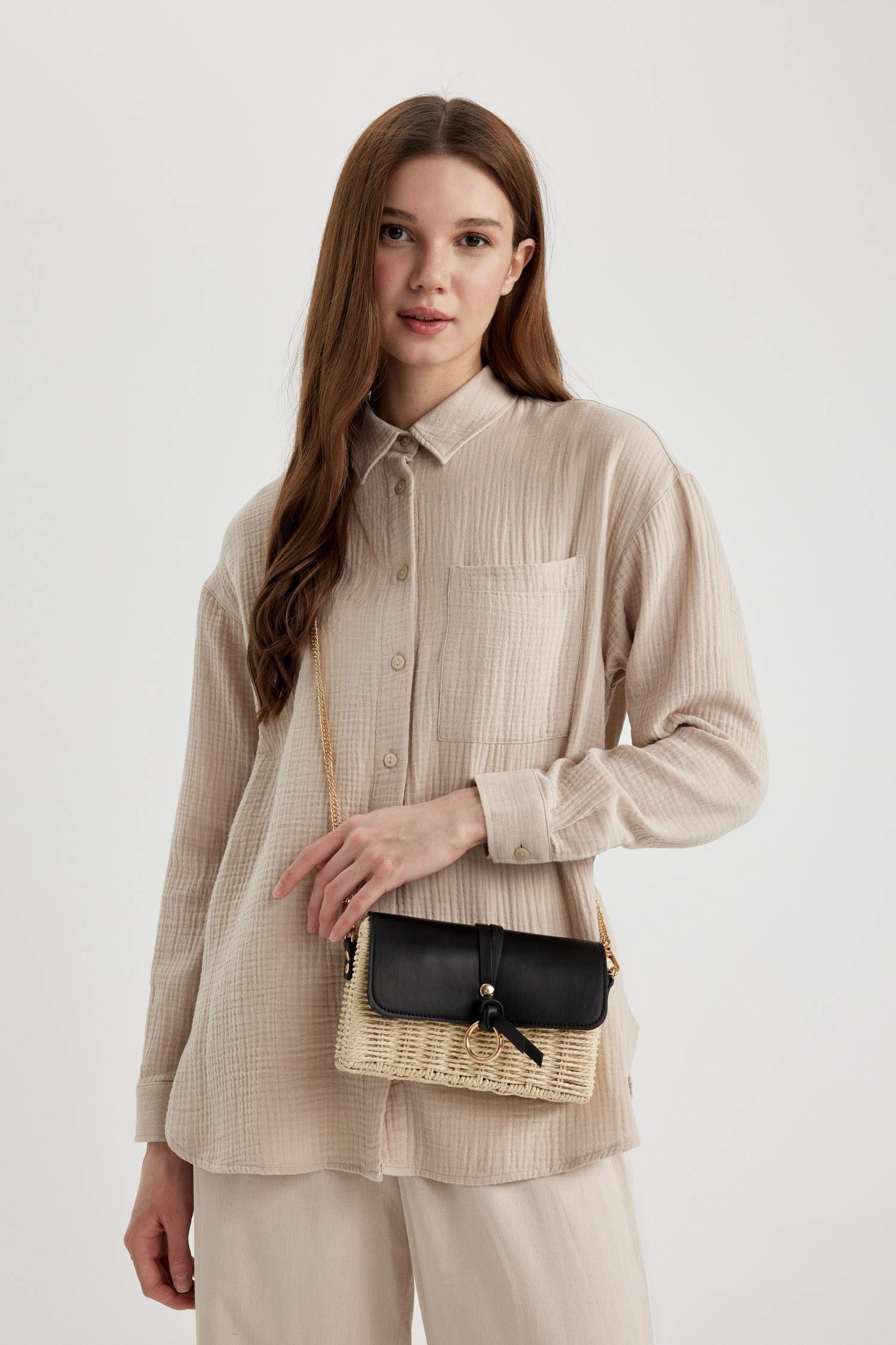 Woman Straw Crossbody Bag