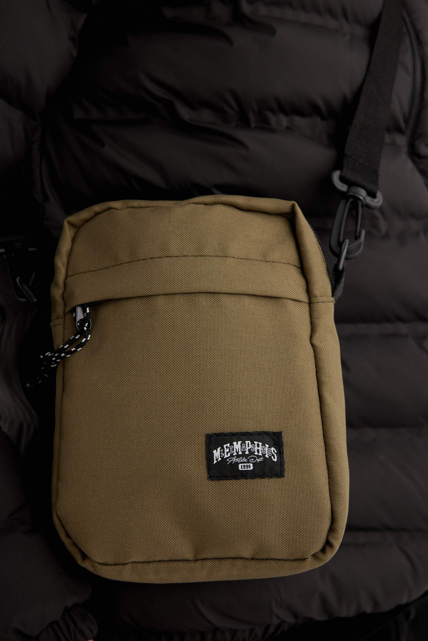 شنطة كروس بودي رجالي