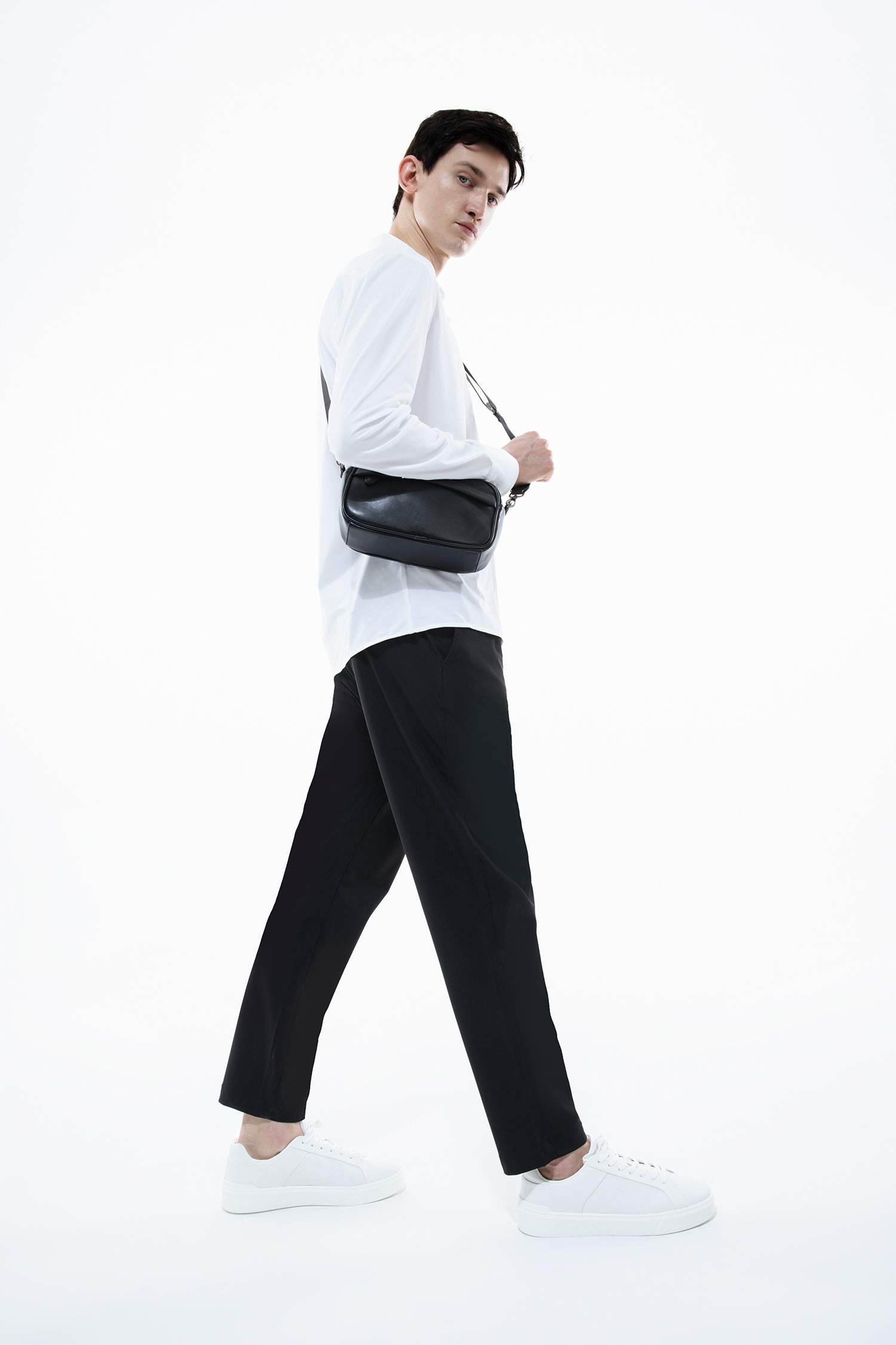 Erkek Suni Deri Çapraz Çanta