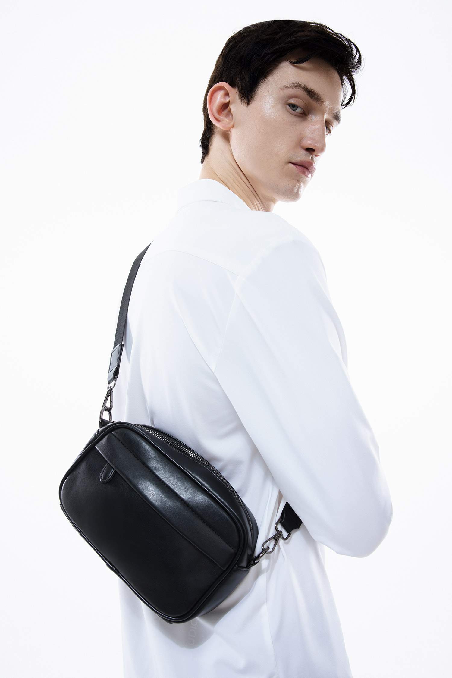 Erkek Suni Deri Çapraz Çanta