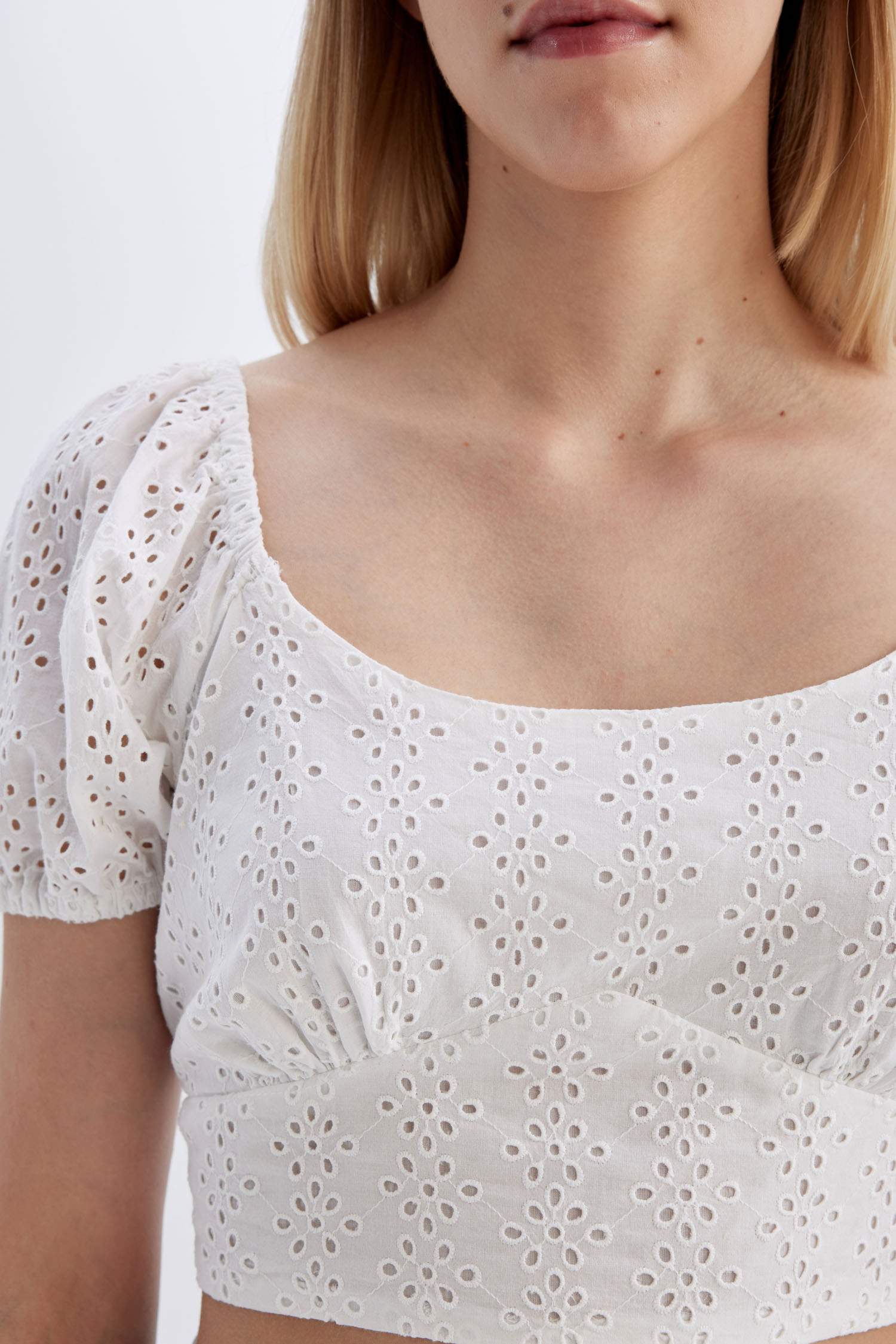 Slim Fit U Collar Embroidered Short Sleeve Blouse