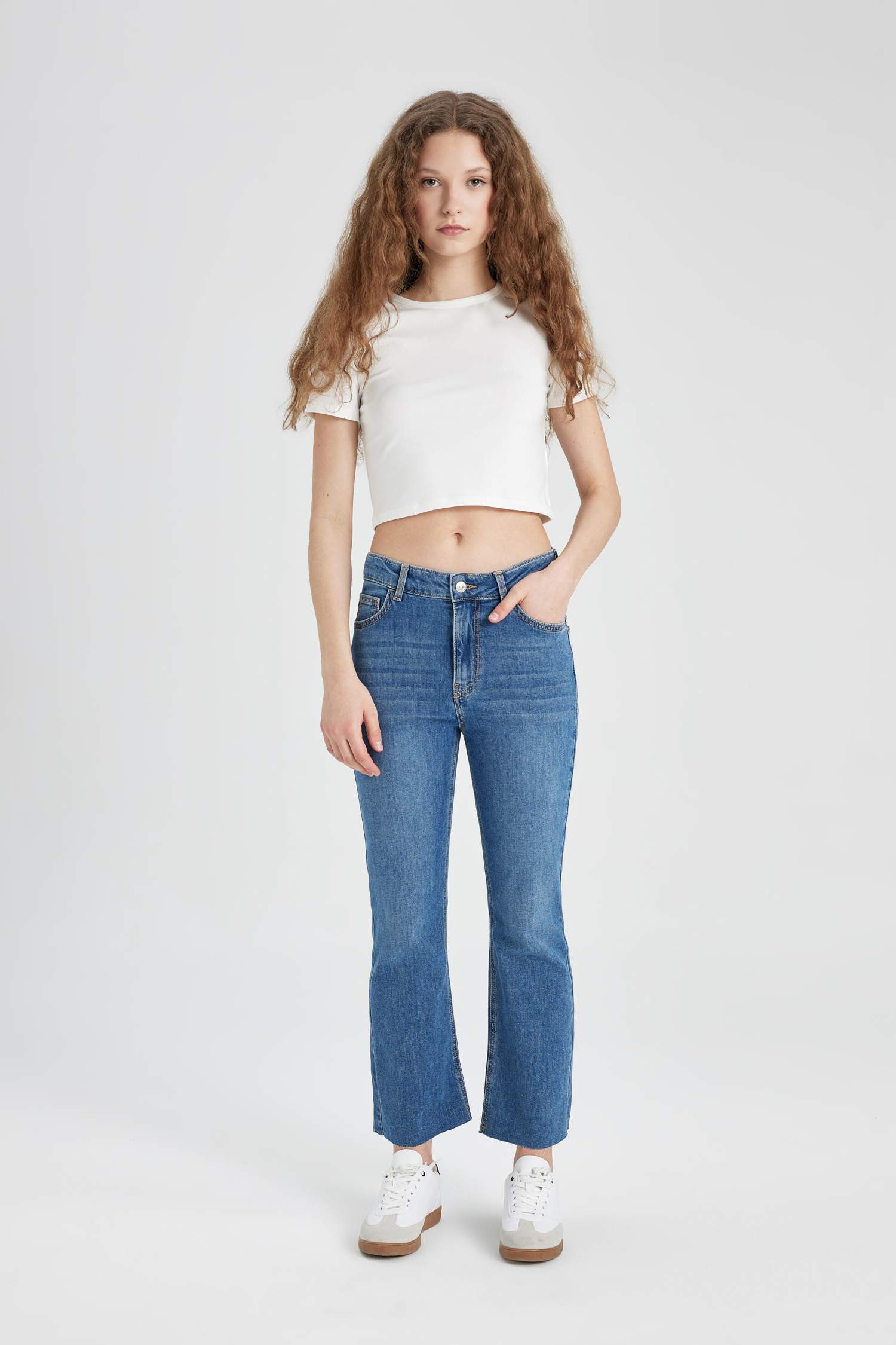 Crop Flare Fit High Waist Ankle Length Jeans