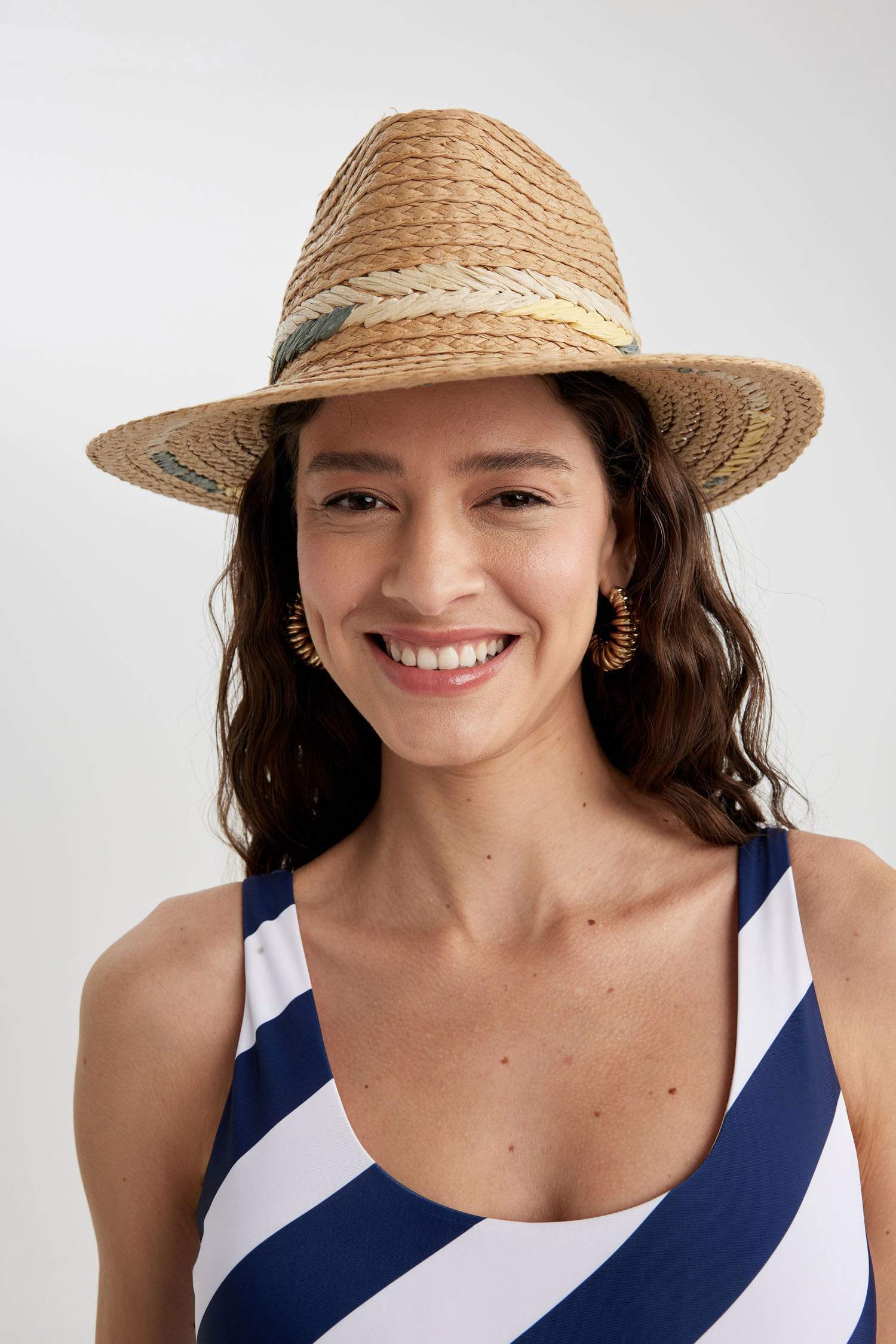 Kadın Hasır Şapka