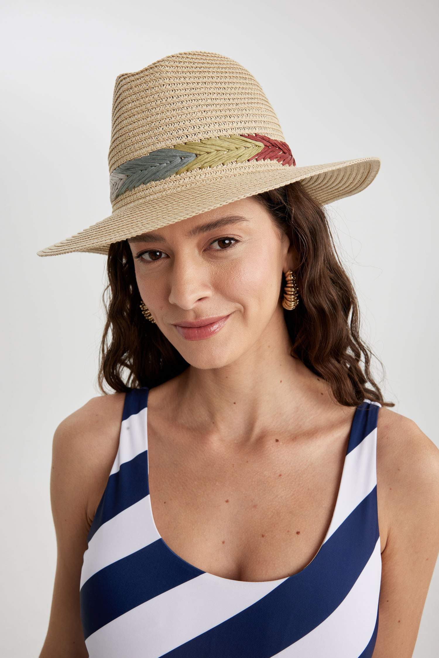 Kadın Hasır Şapka