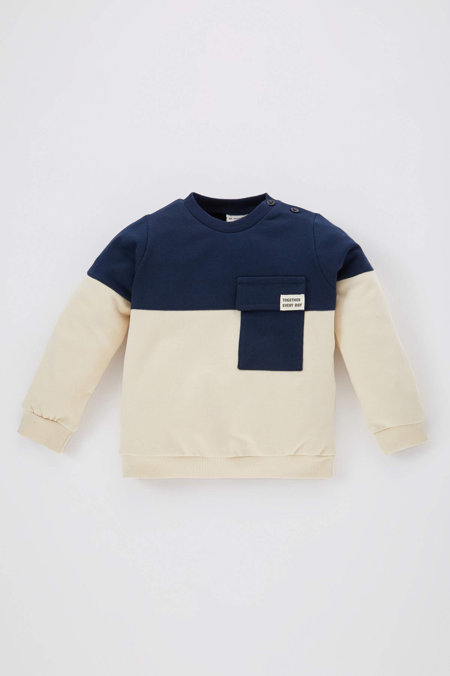 سويت شيرت ولادي ملون قصة عادية ببطانة ناعمة