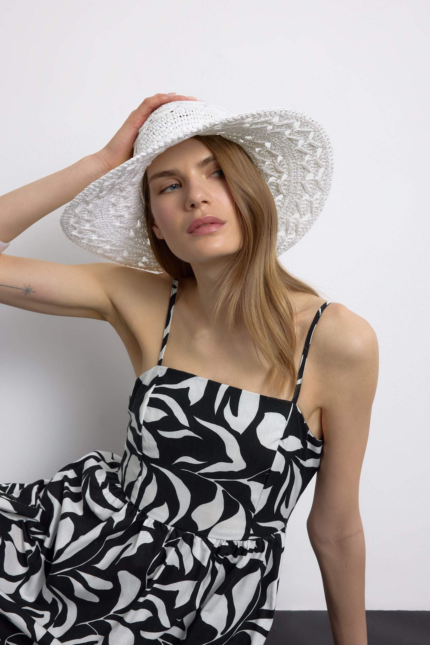 Kadın Hasır Şapka