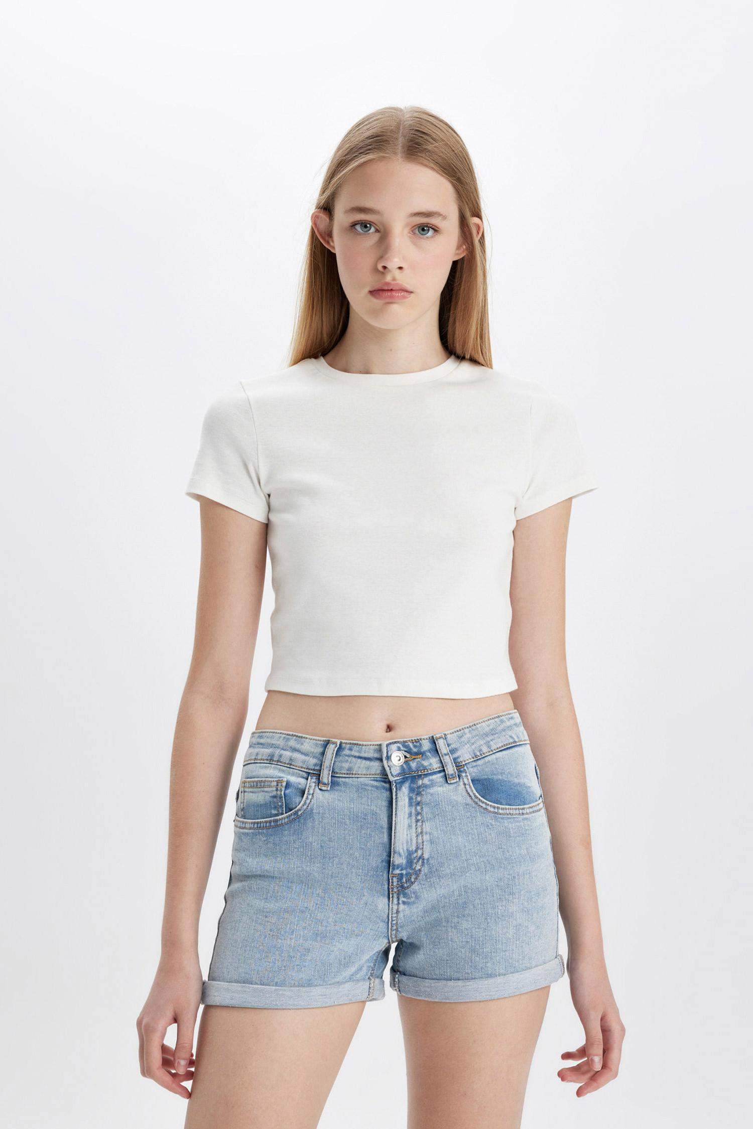 Yüksek Bel Katlamalı Paça Jean Şort