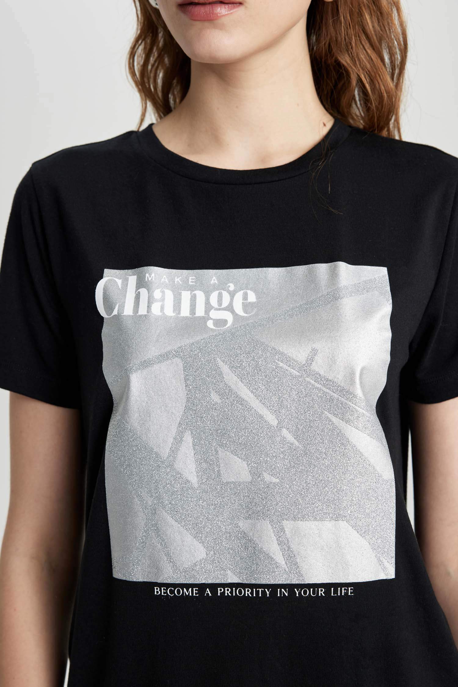 Regular Fit Crew Neck Printed Short Sleeve T-Shirt