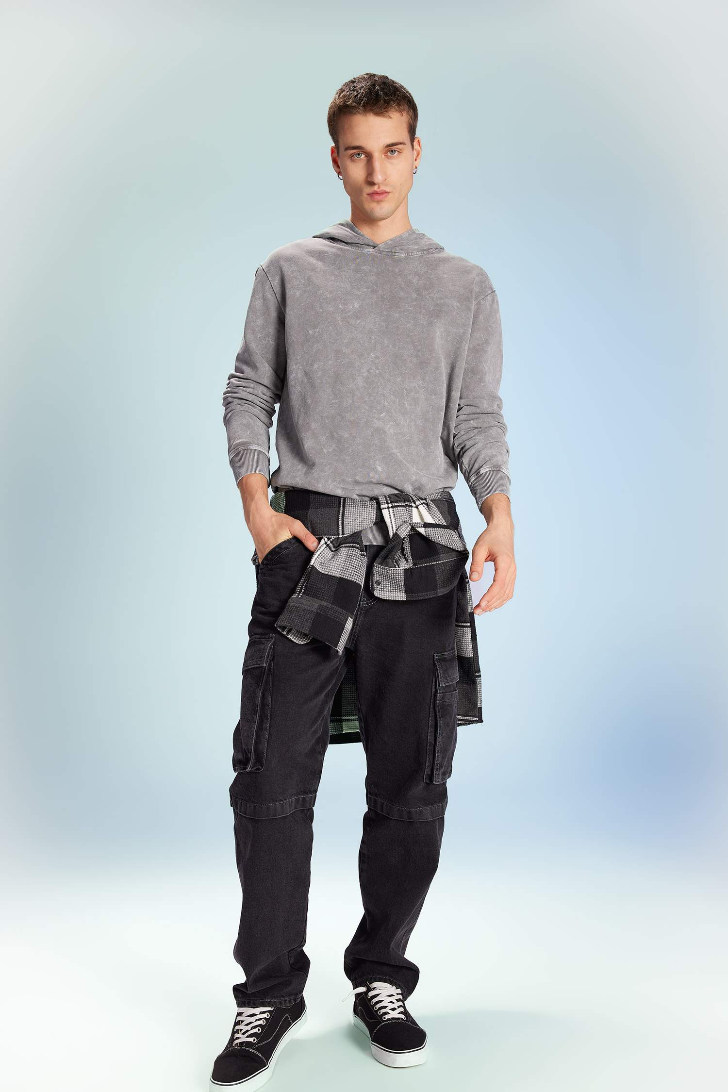 Regular Fit Hooded Washed Effect Basic Sweatshirt