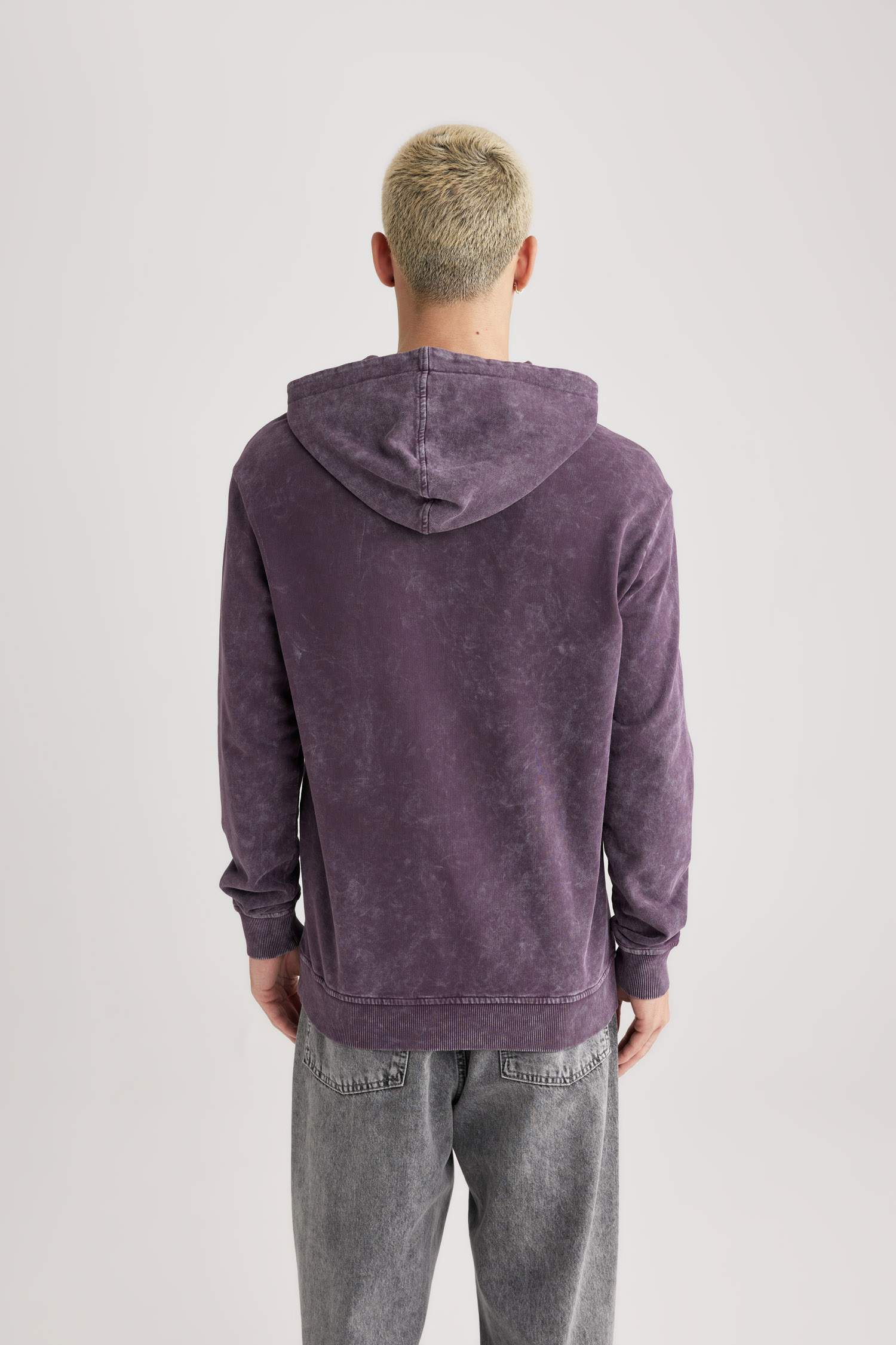 Свитшот обычной посадки с капюшоном в стиле ретро