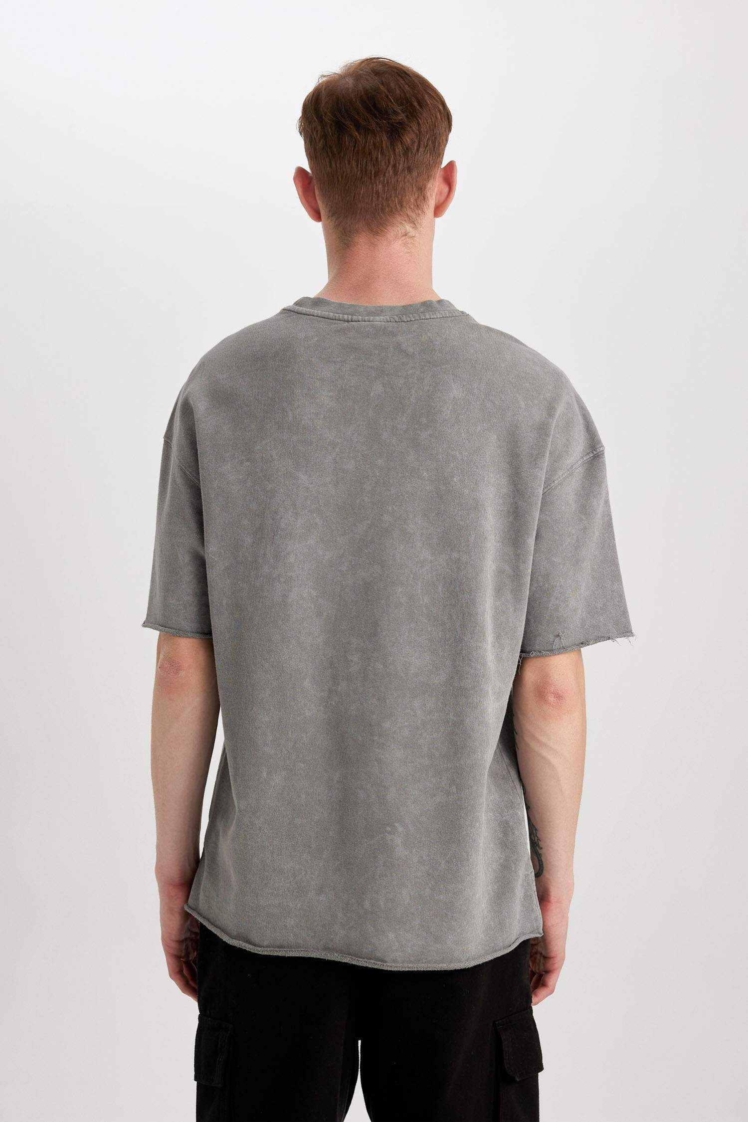 تيشيرت نص ردن قصة مريحة بياخة مستديرة