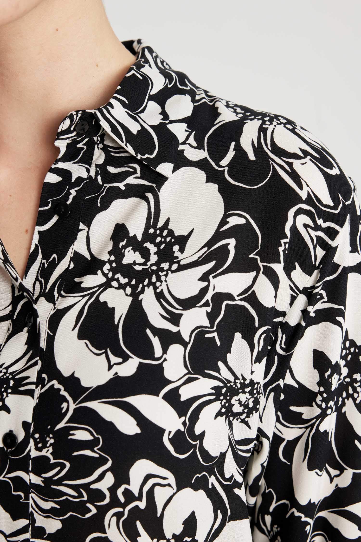 تونيك كم طويل اوفر سايز بياقة قميص