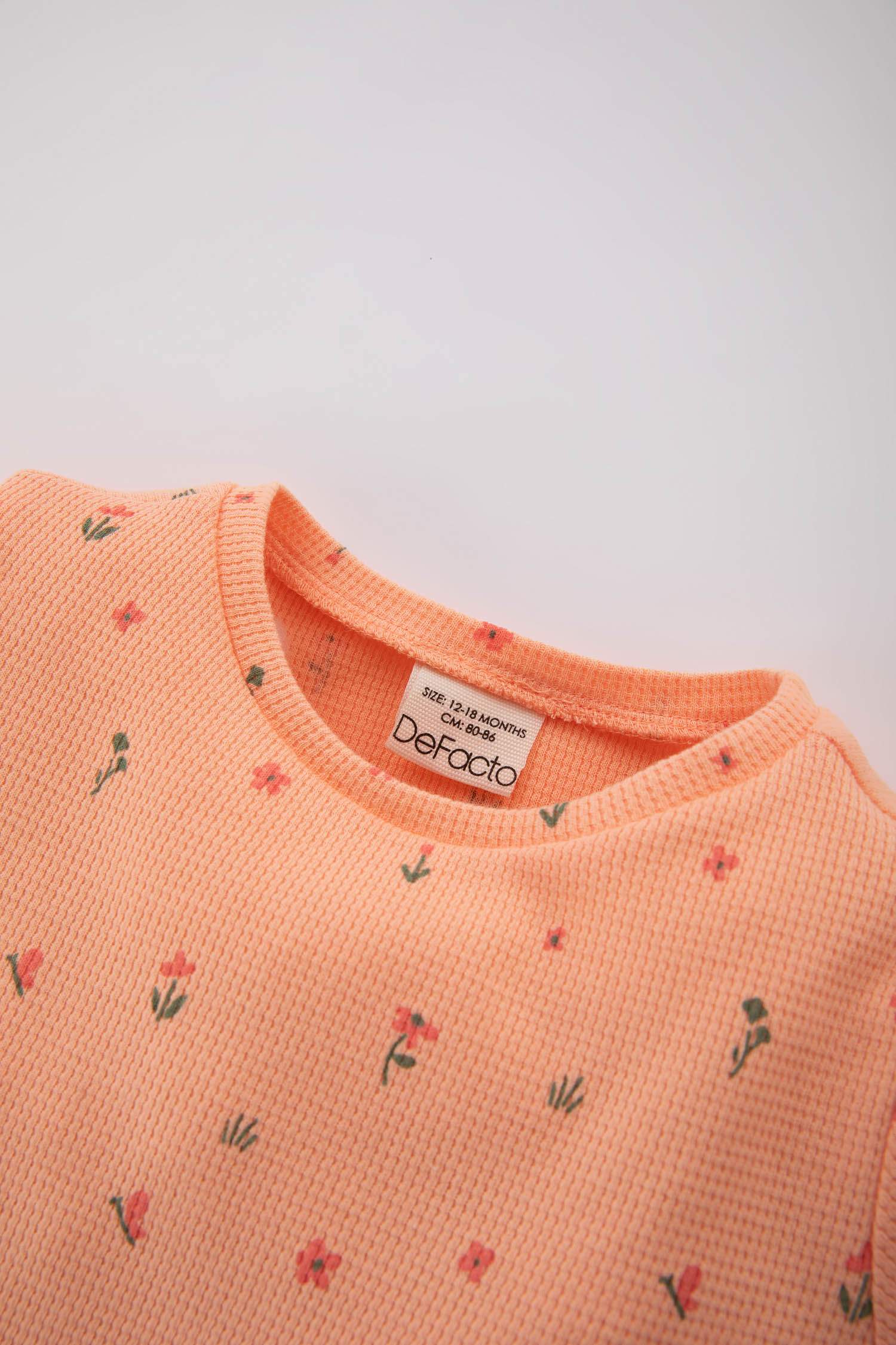 طقم بيجاما بيبي بناتي فلورال وافل قصة عادية - قطعتين