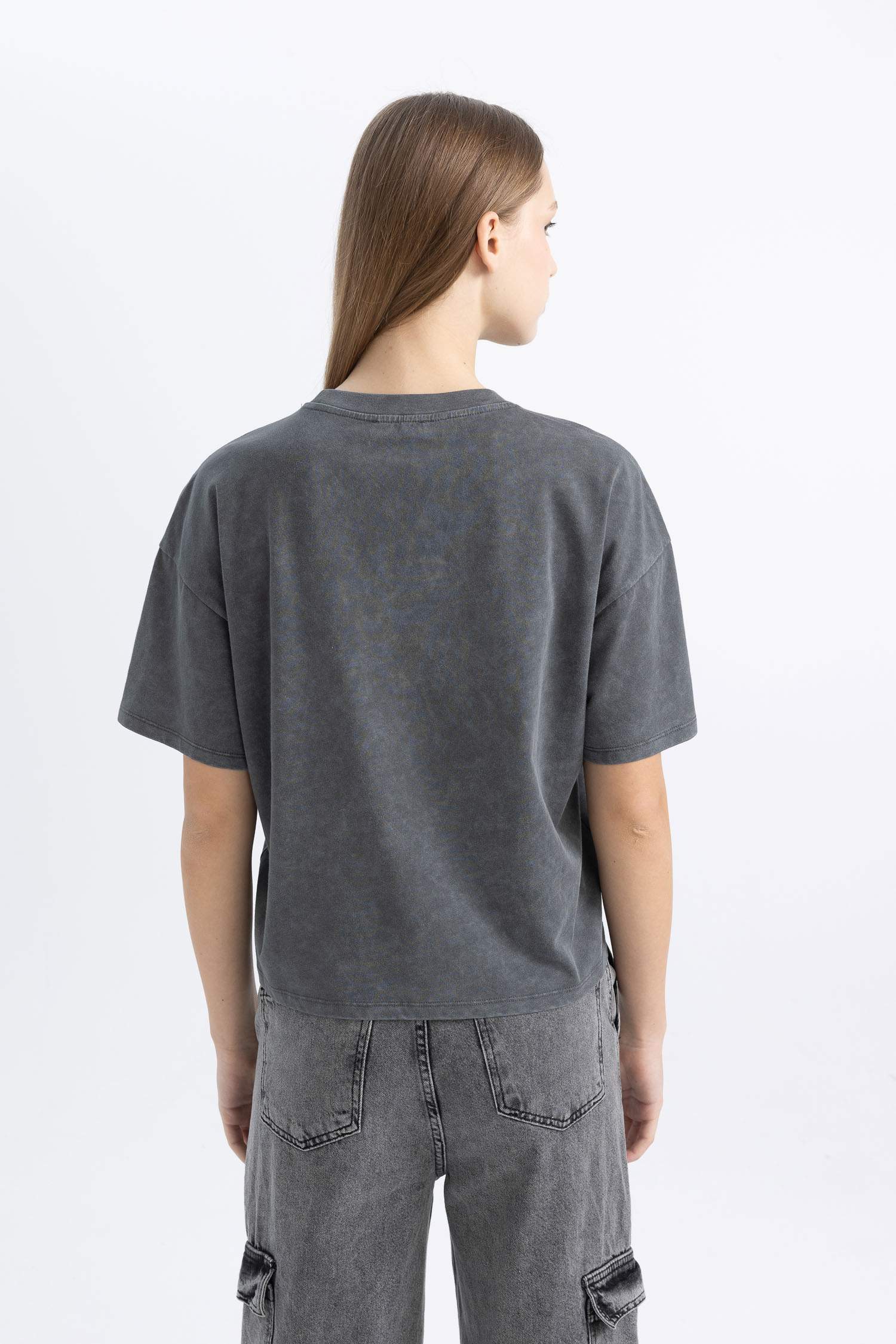 Oversize Fit Washed Faded Effect Short Sleeve T-Shirt