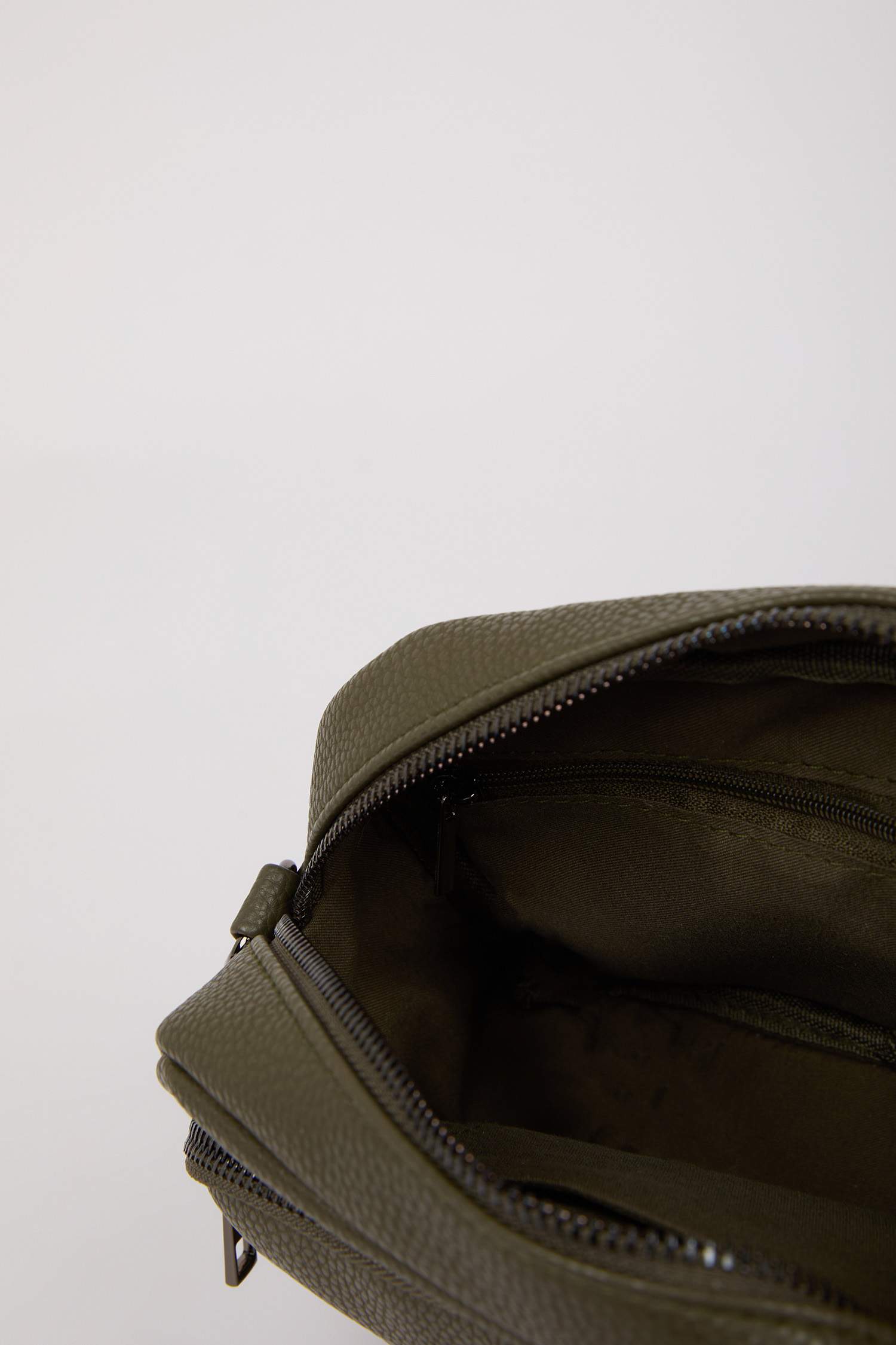 Әйелдерге полиуретан шынжырлы иық сөмкесі