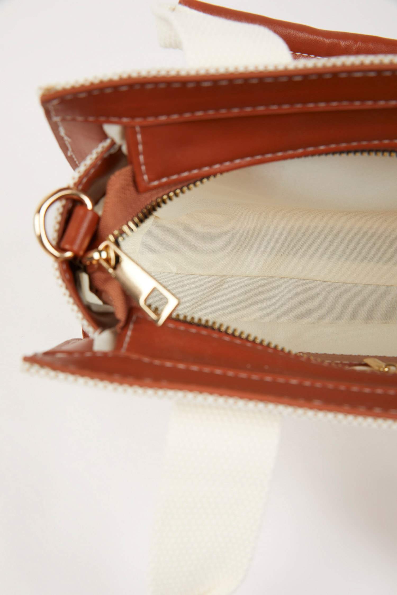 Kadın Kanvas Omuz Çantası