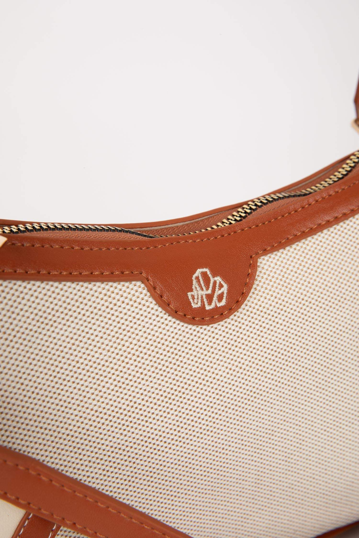 شنطة كتف نسائي جلد صناعي