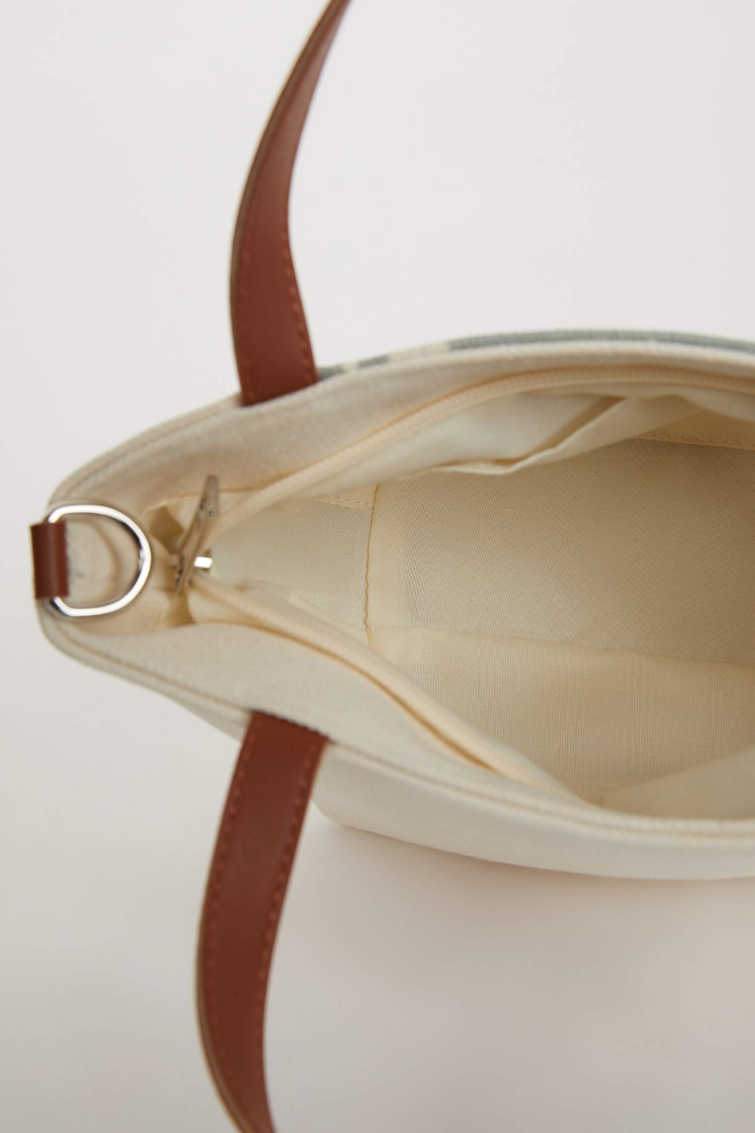 Kadın Kanvas El Çantası