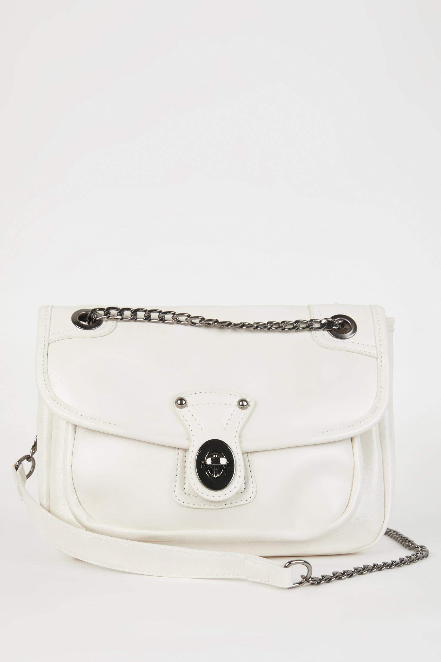 Kadın Toka Detaylı Suni Deri Omuz Çantası