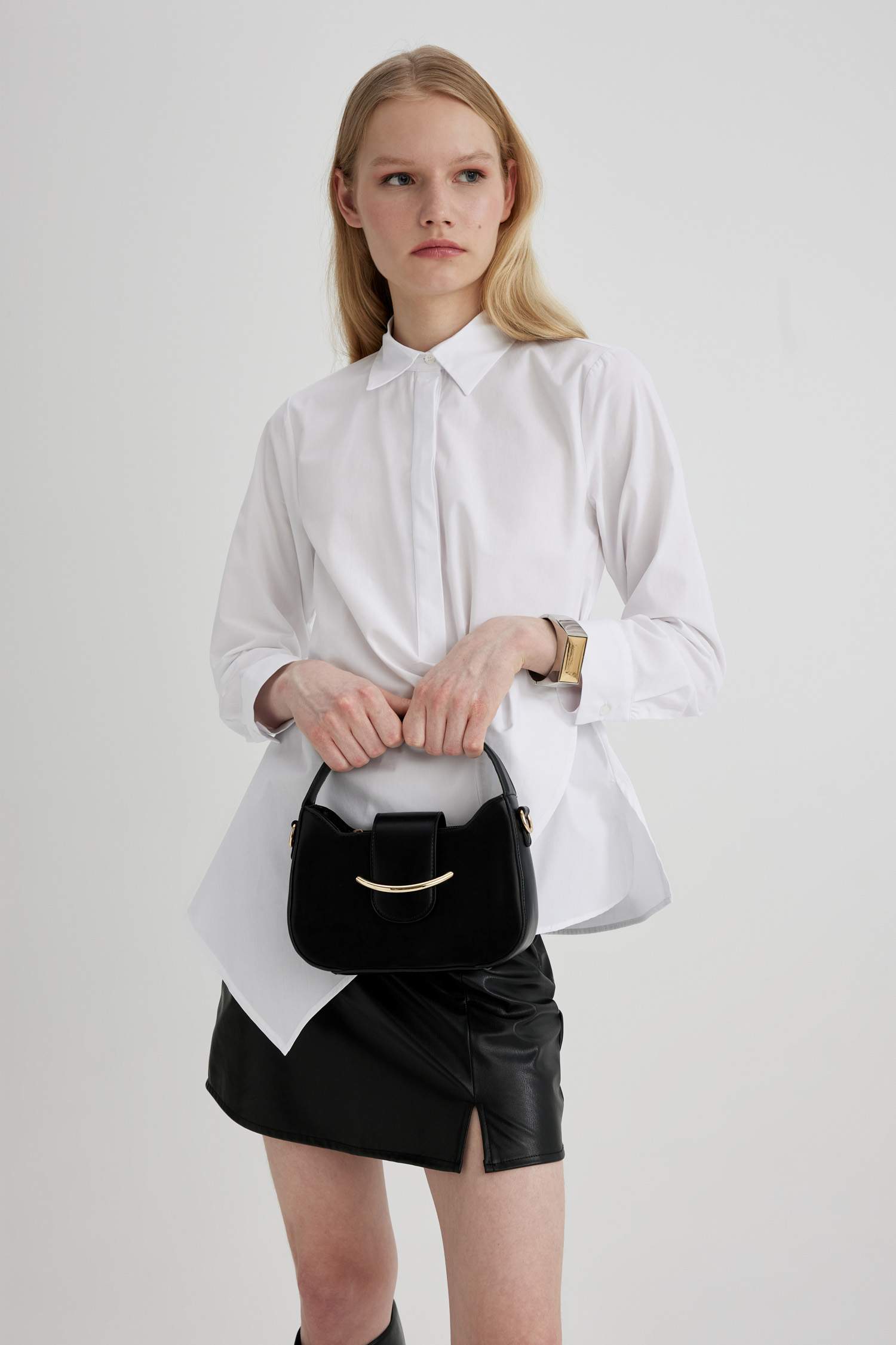 جنطة كتف نسائي جلد صناعي