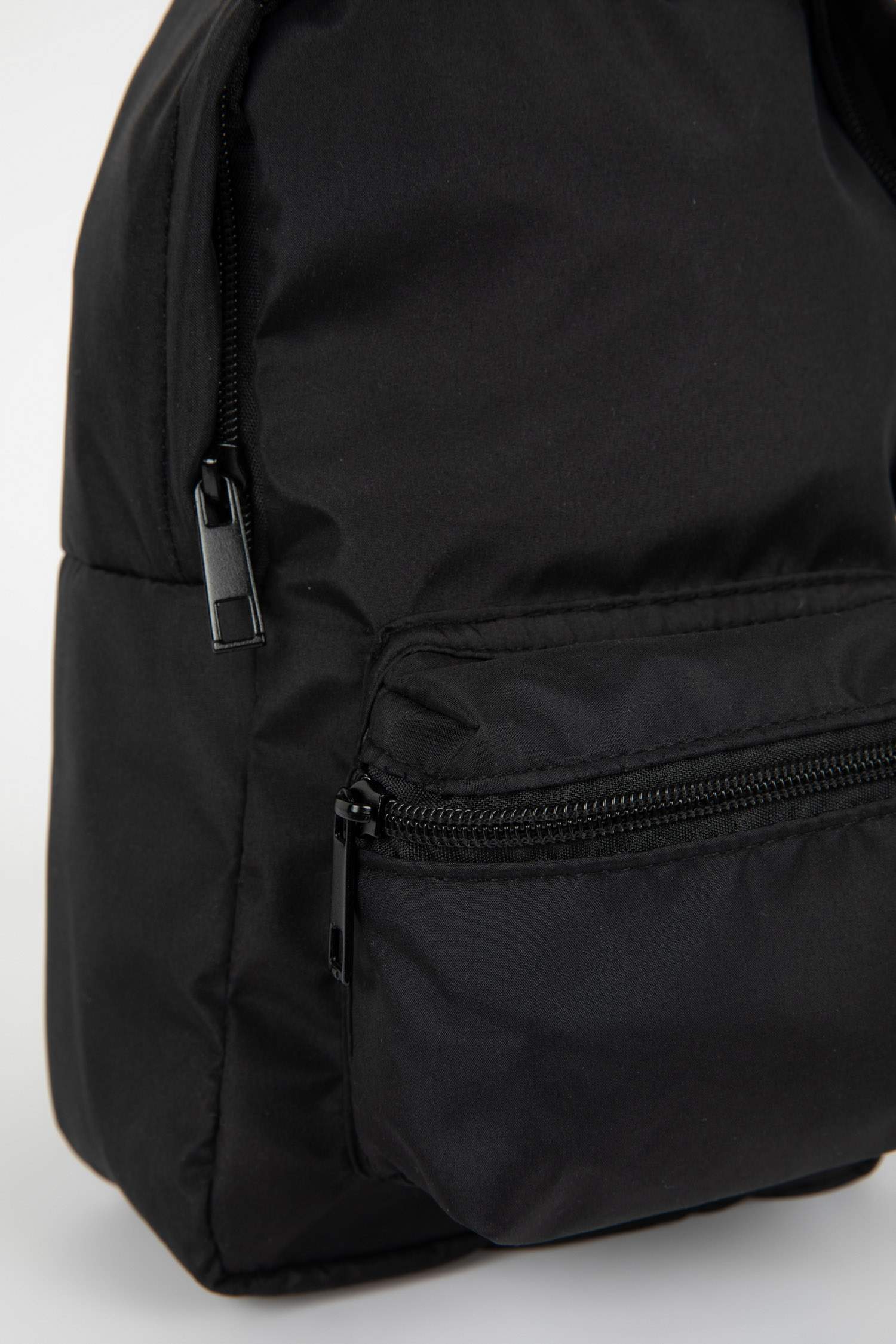 حقيبة كروس ولادي