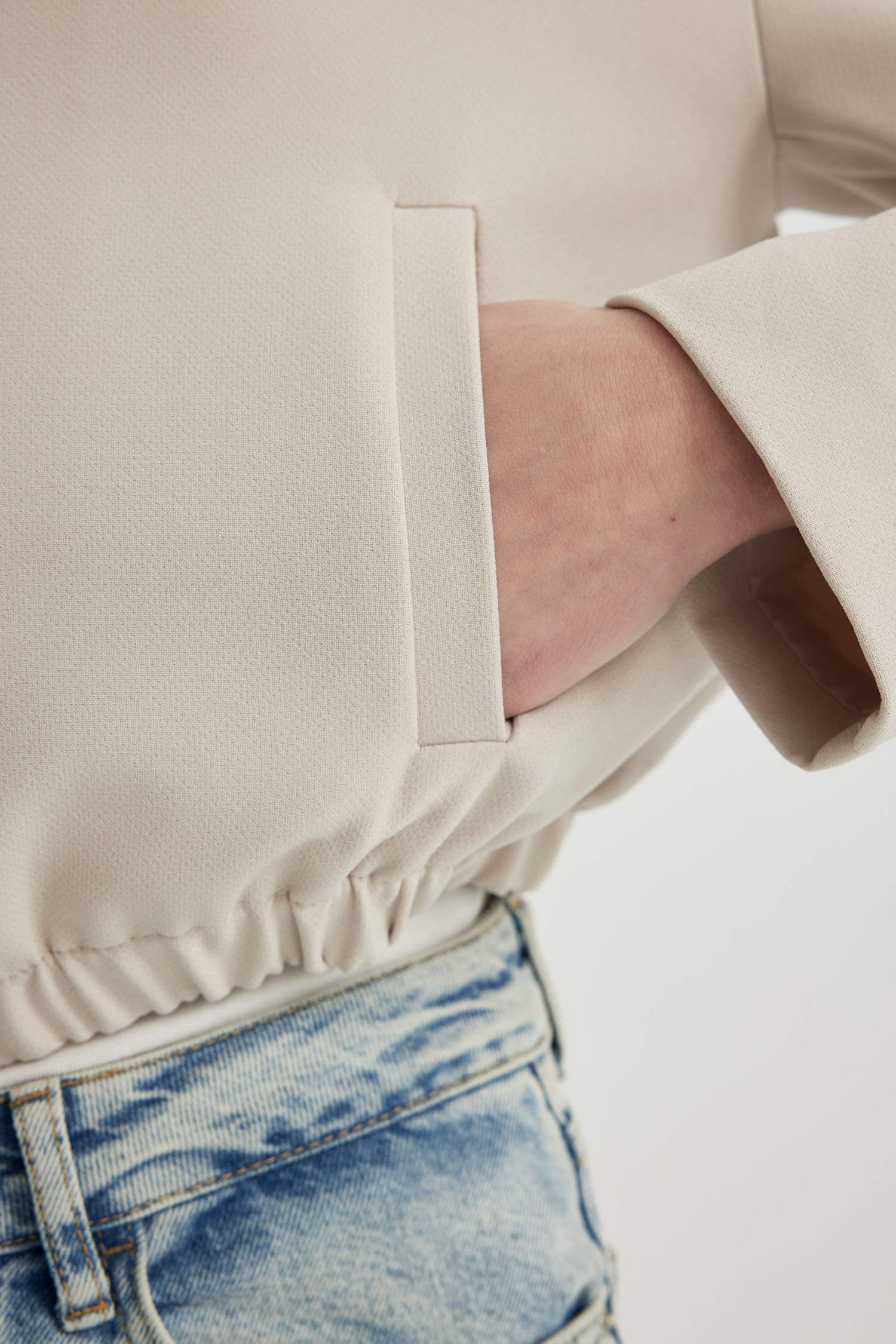 سترة بليزر بومبر بياخة قميص