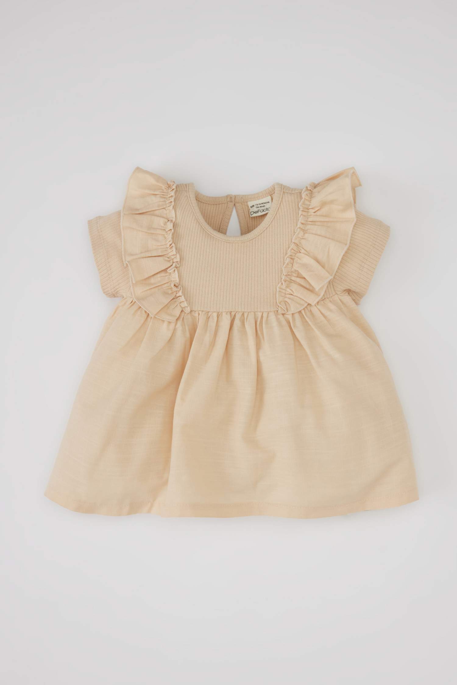 تيشيرت بناتي نص كم مضلع قصة عادية