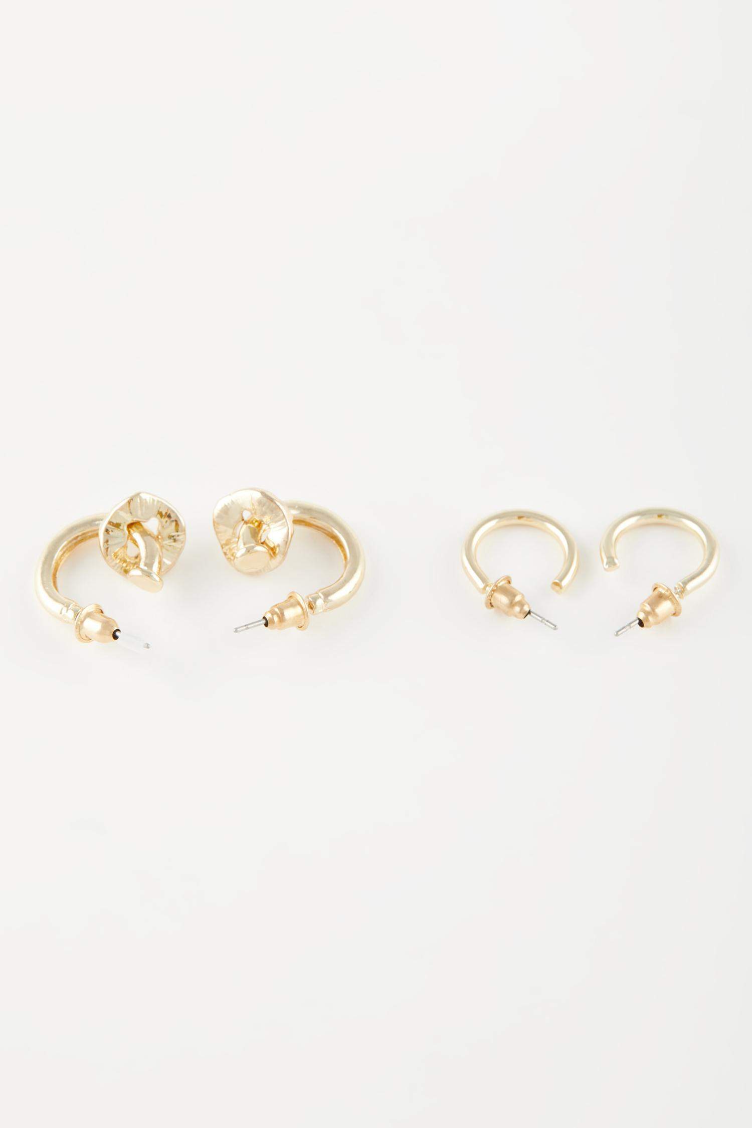 Woman 2 Piece Gold Earrings