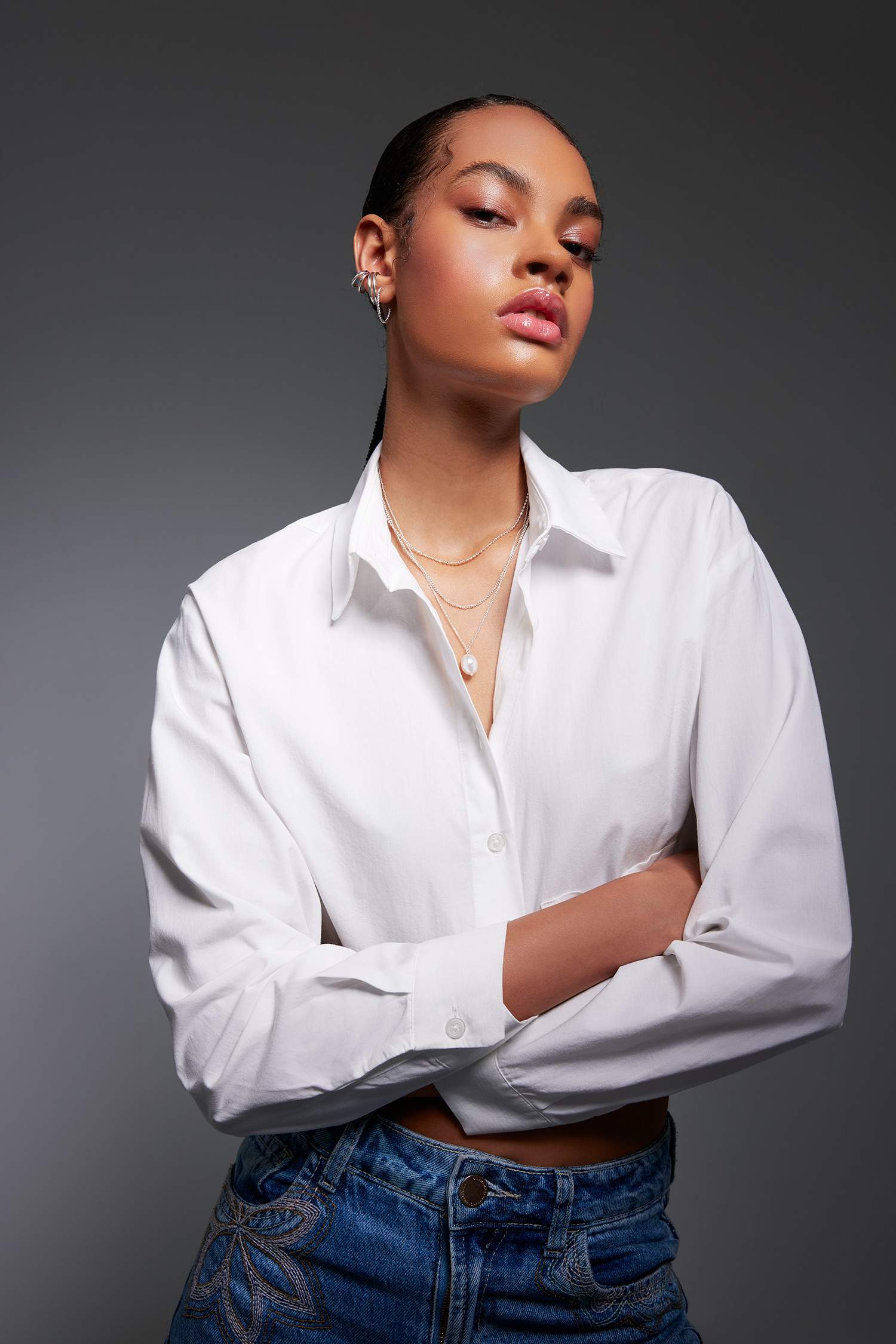 Әйелдерге 3 алқа