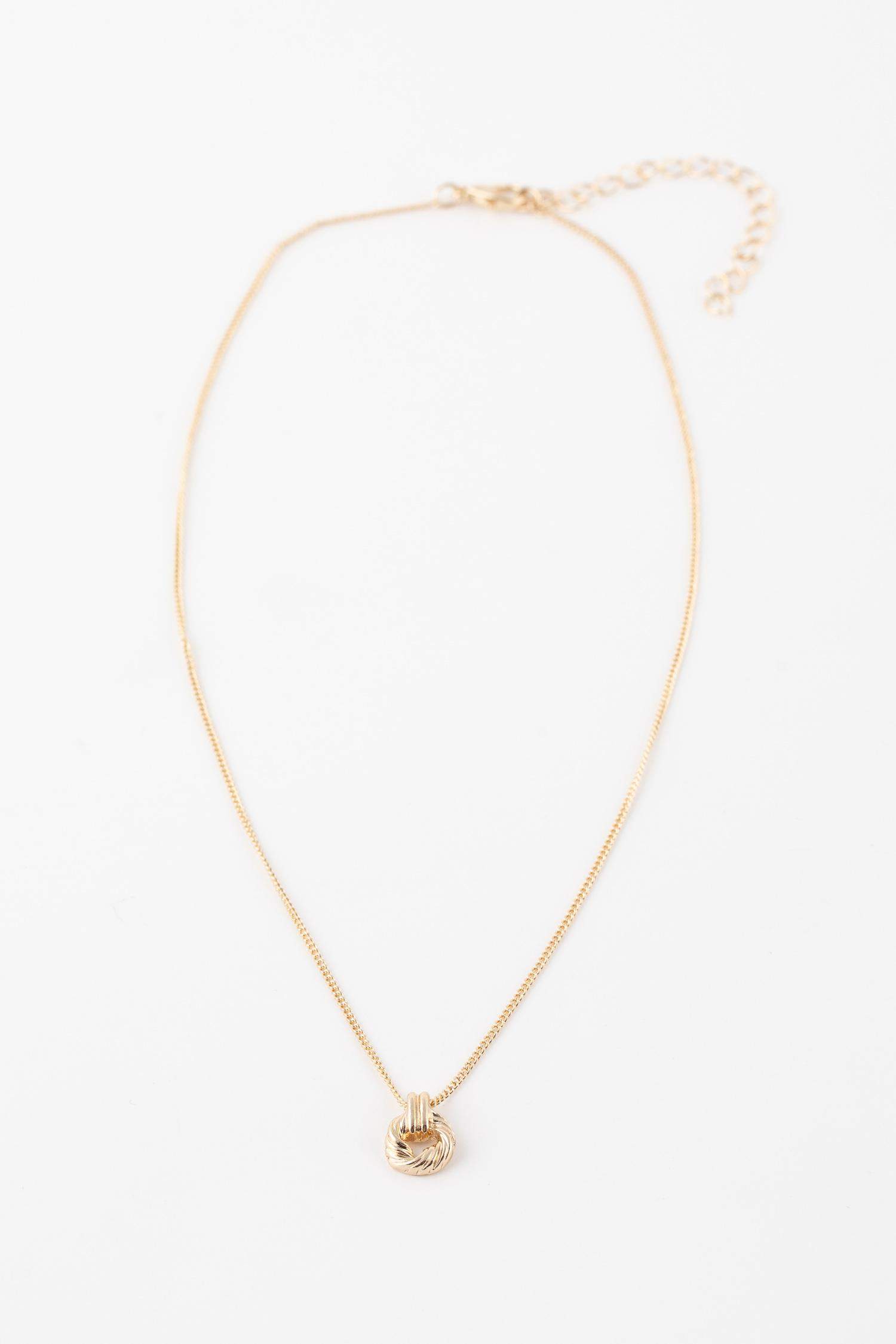 Әйелдерге алқа