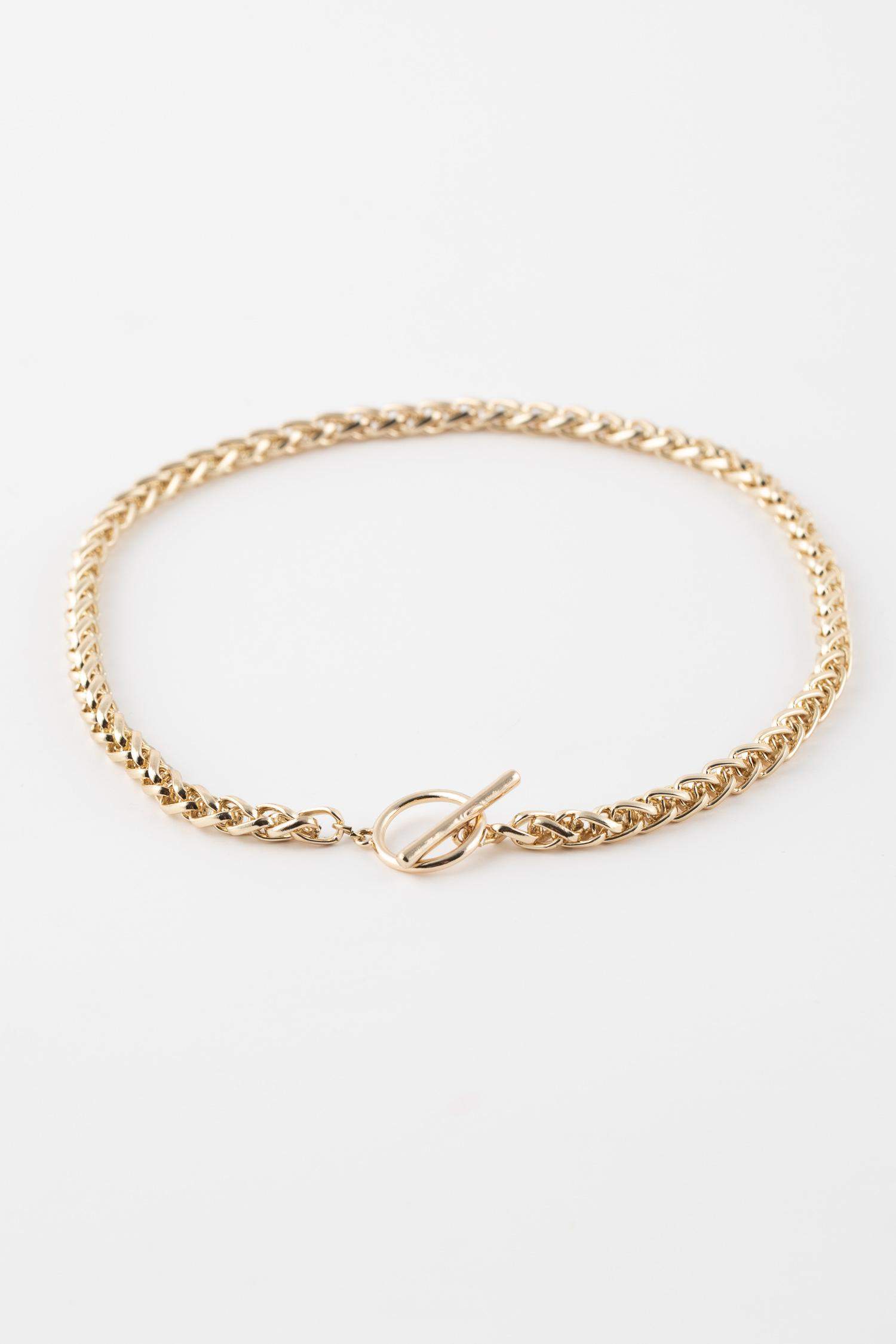 Woman Gold Choker