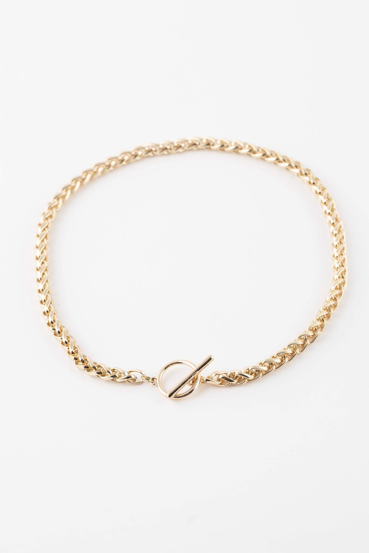 Woman Gold Choker