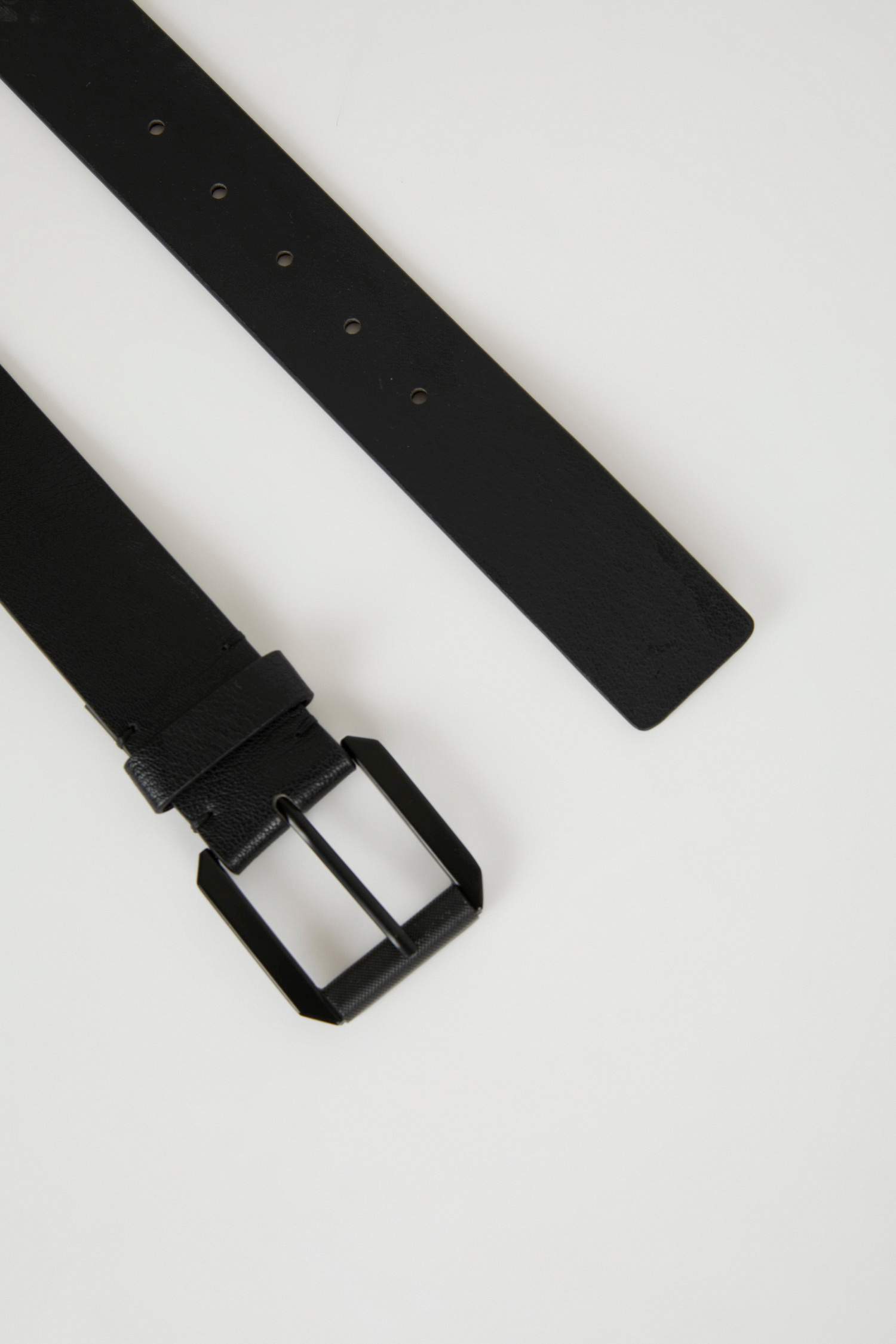 حزام جلد صناعي