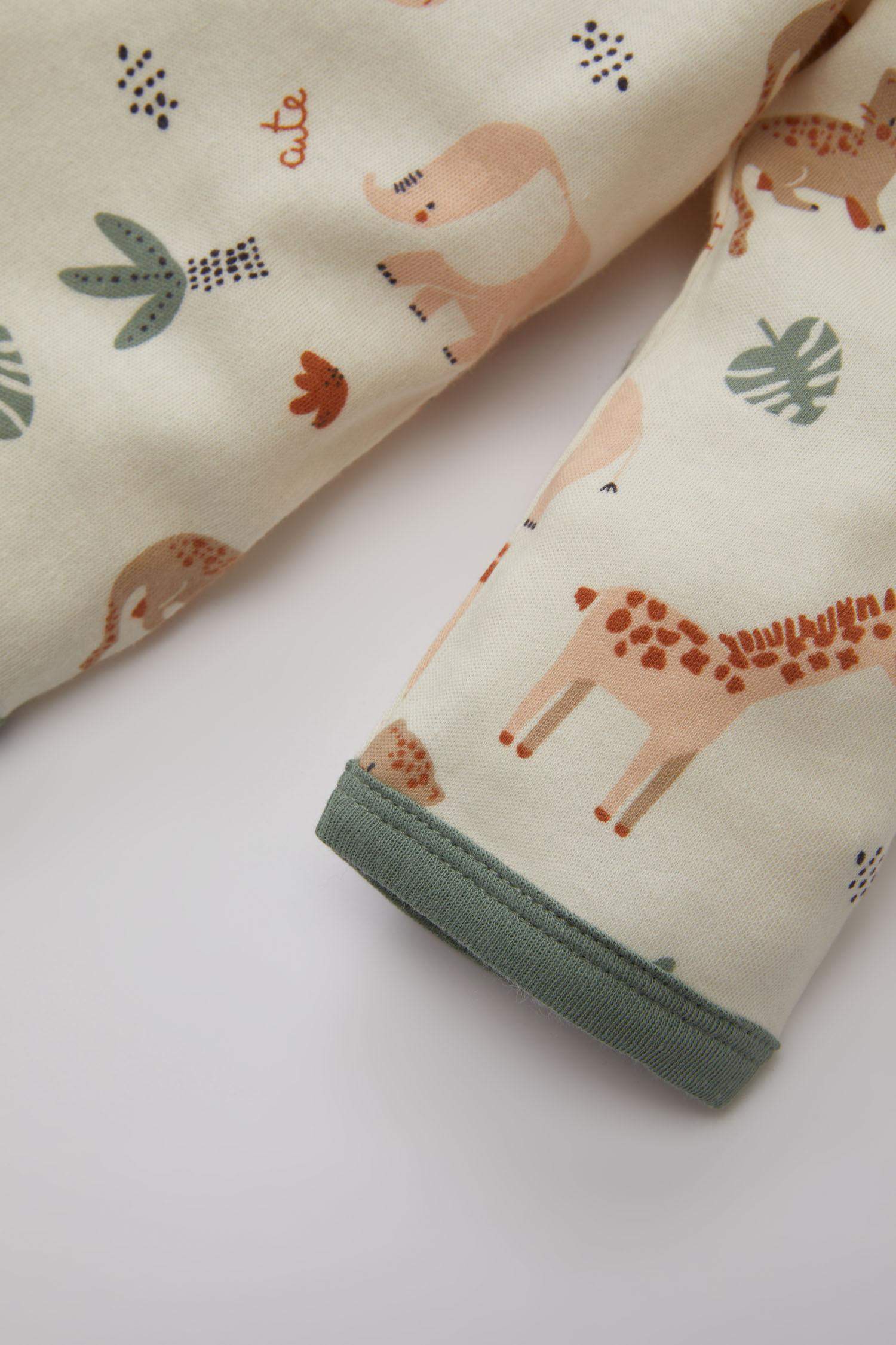 طقم ولادي سويت شيرت وسويت بانتس قماش رقيق - قطعتين