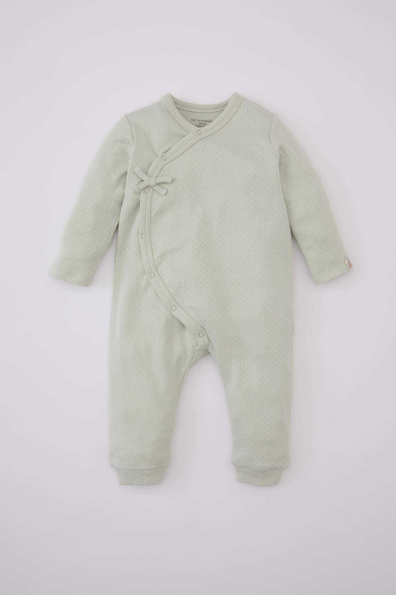 جمبسوت بناتي حديثي الولادة