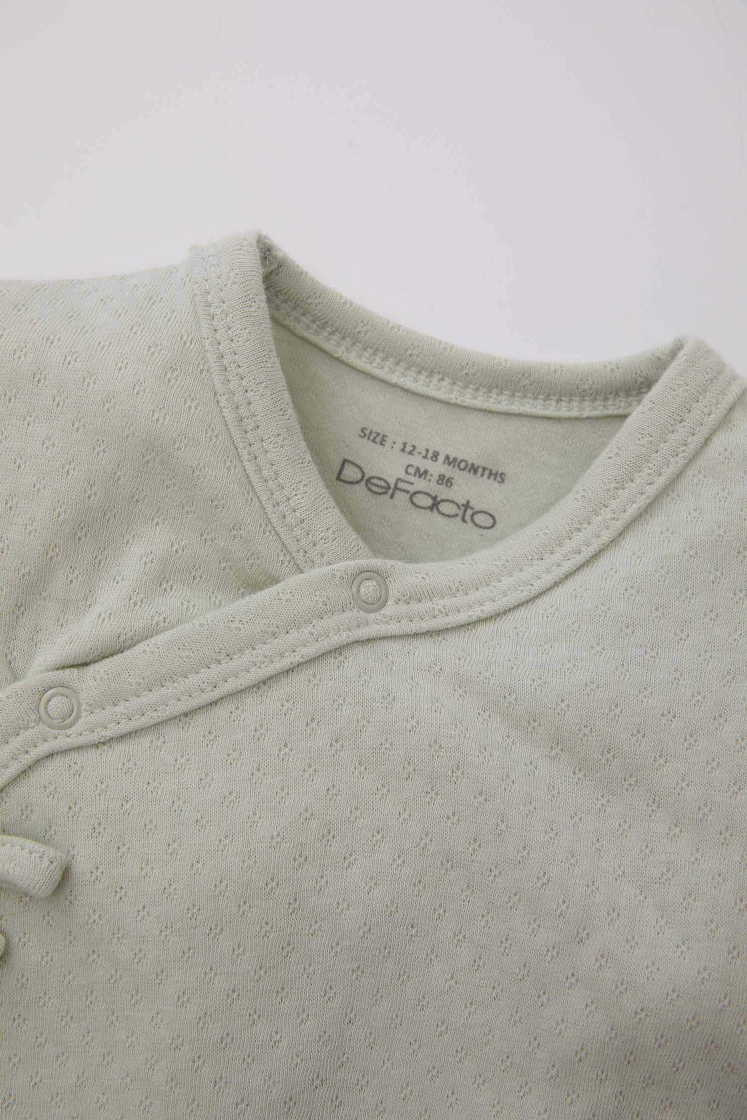 جمبسوت بناتي حديثي الولادة