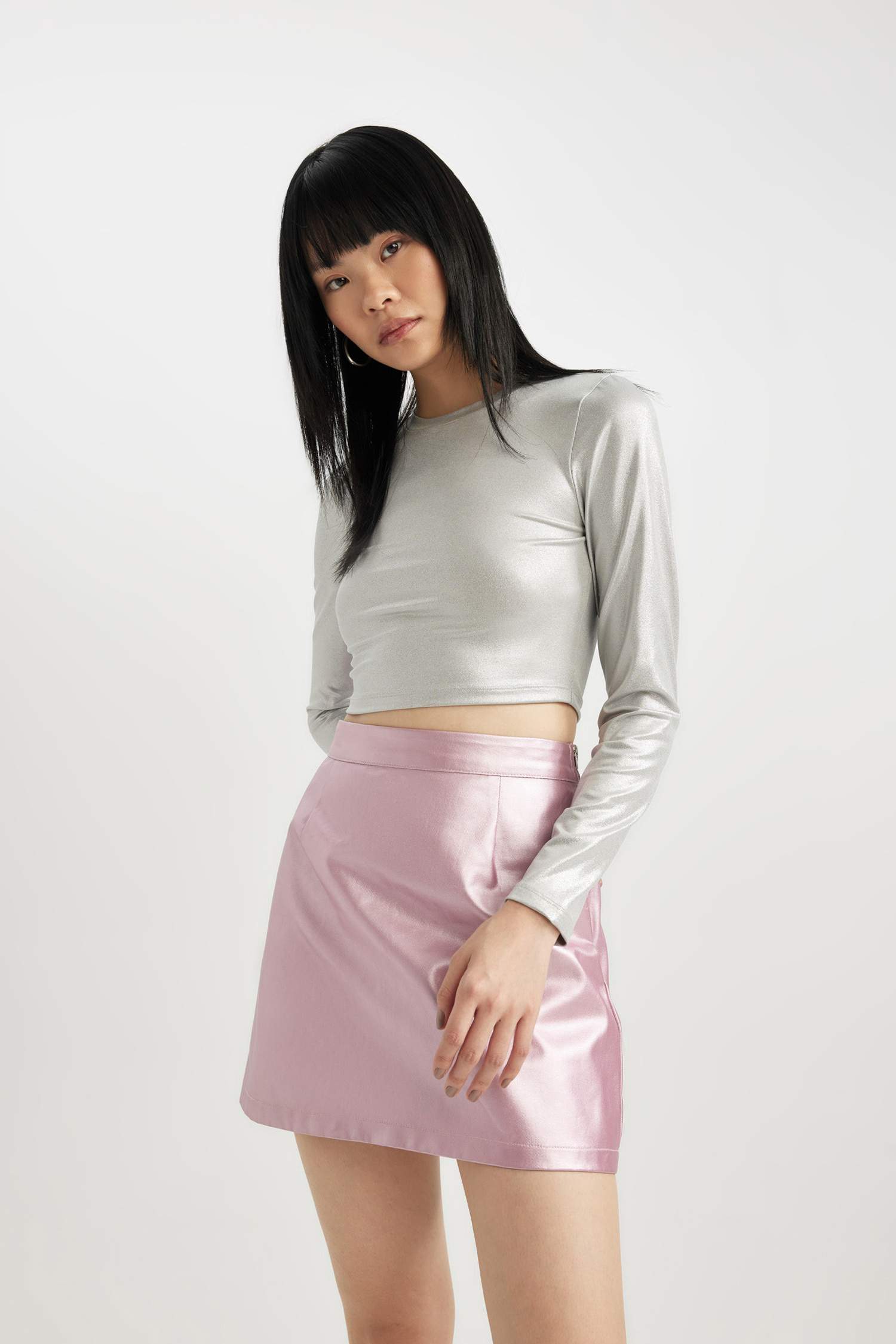 A Kesim Pembe Parlak Mini Etek