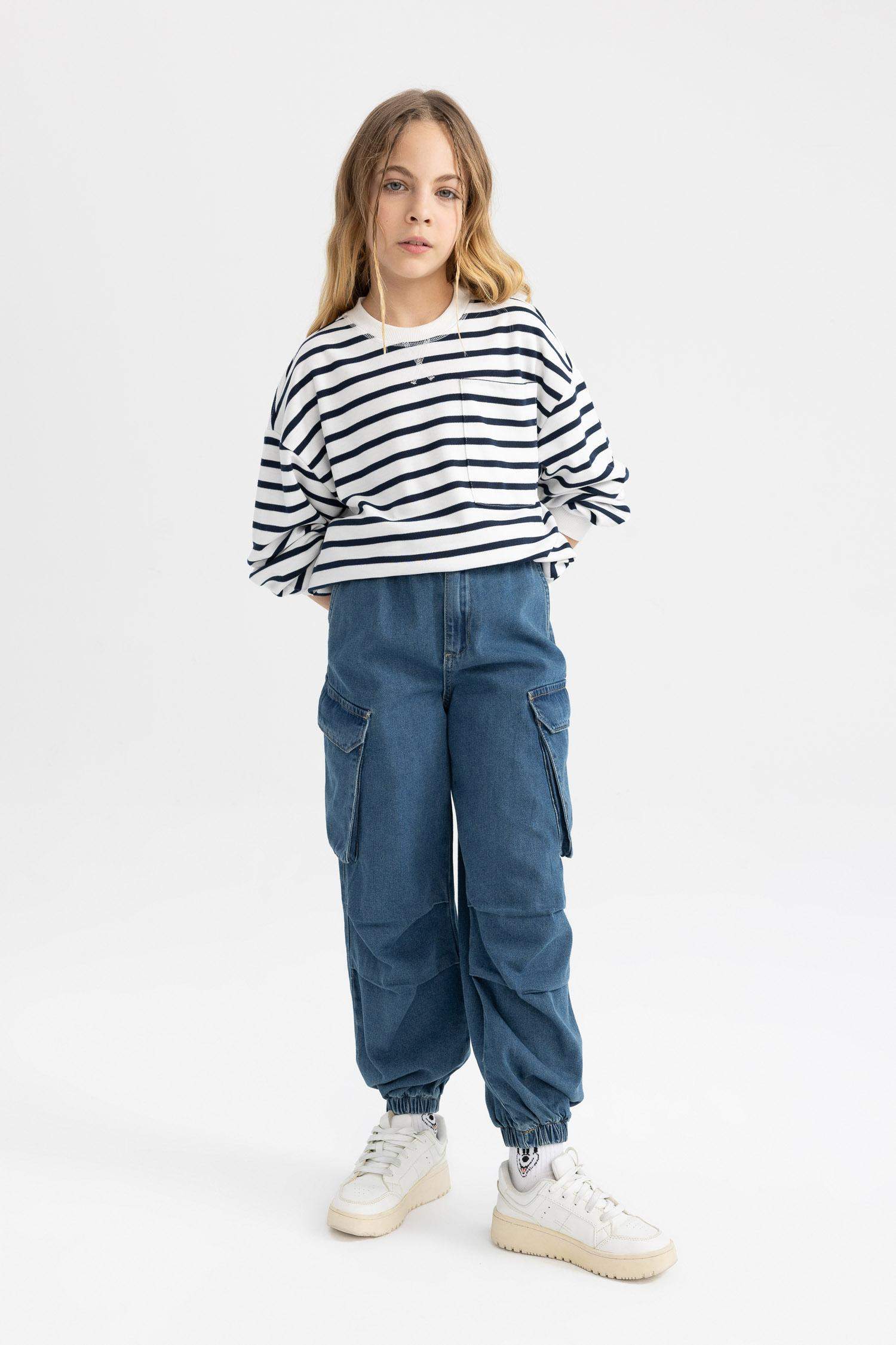 سويت شيرت مخطط بناتي قصة عادية بجيب