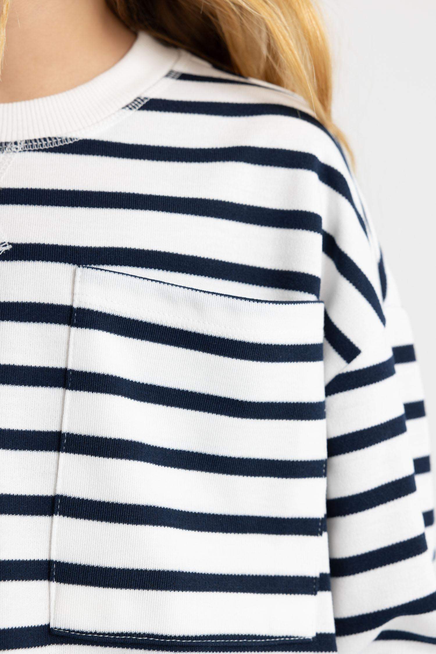 سويت شيرت مخطط بناتي قصة عادية بجيب