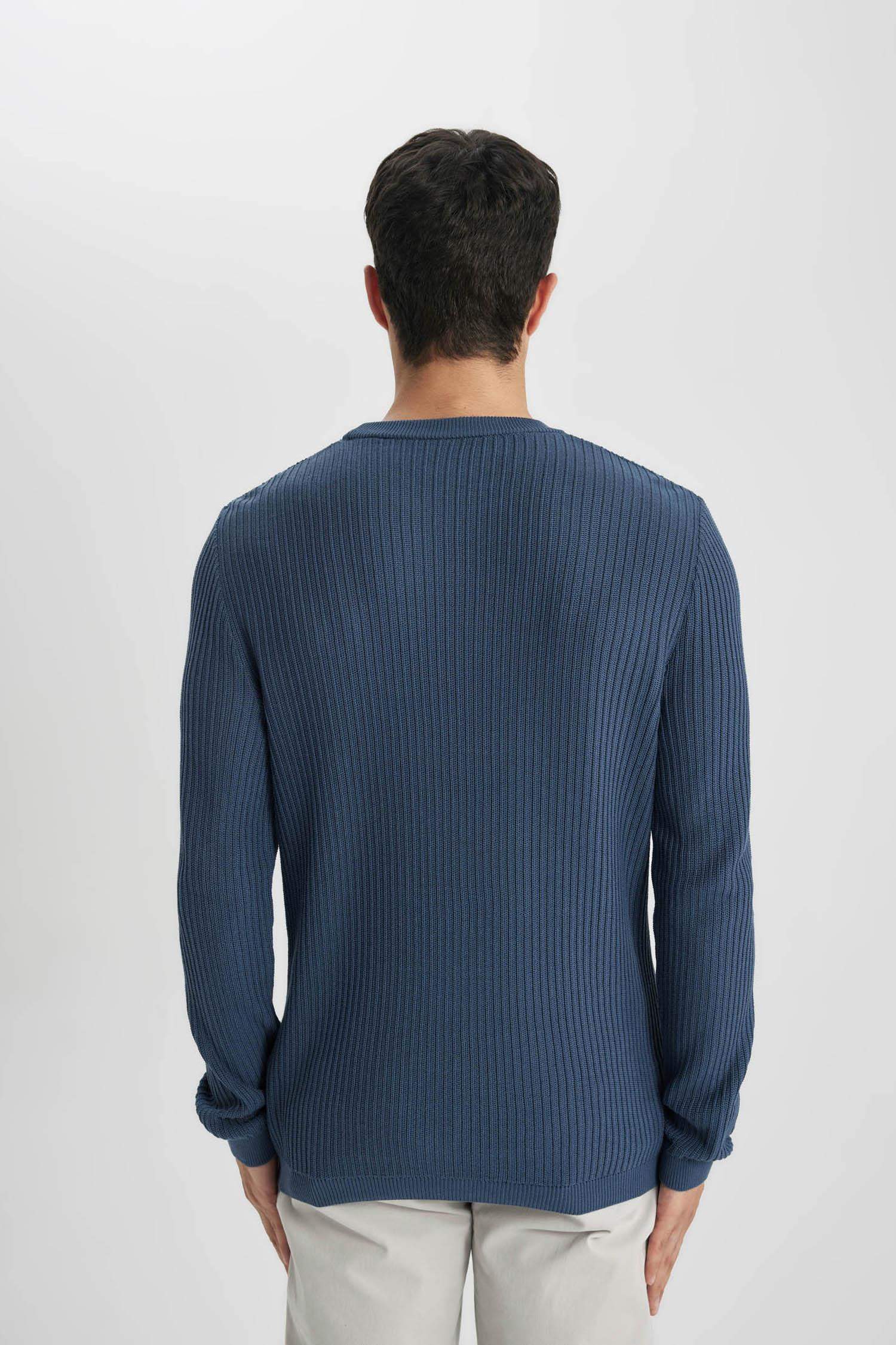 Standart Fit Normal Kesim Bisiklet Yaka Basic Düz Triko Kazak