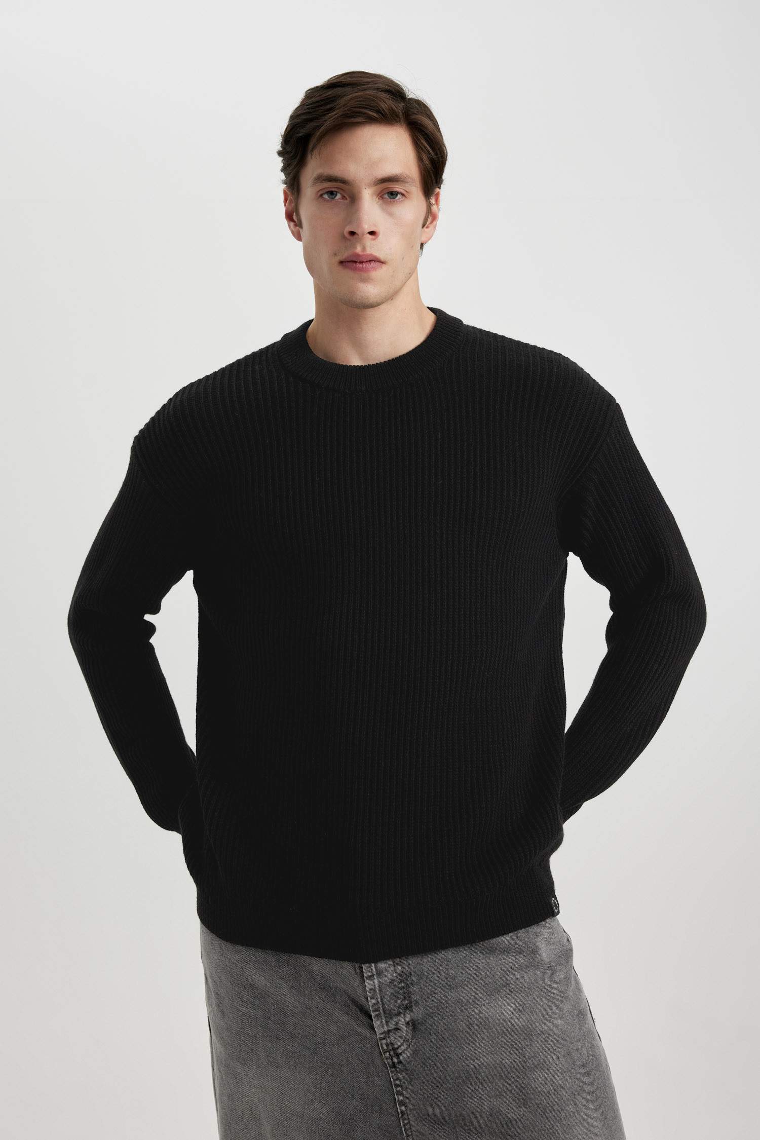 Oversize Fit Crew Neck Basic Knitted Pullover