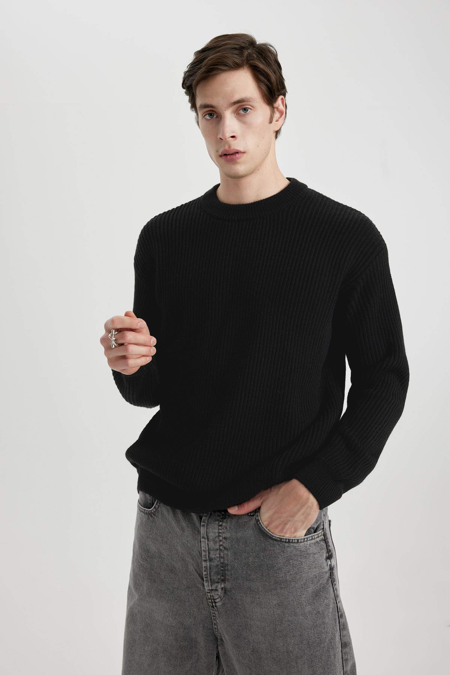 Oversize Fit Crew Neck Basic Knitted Pullover