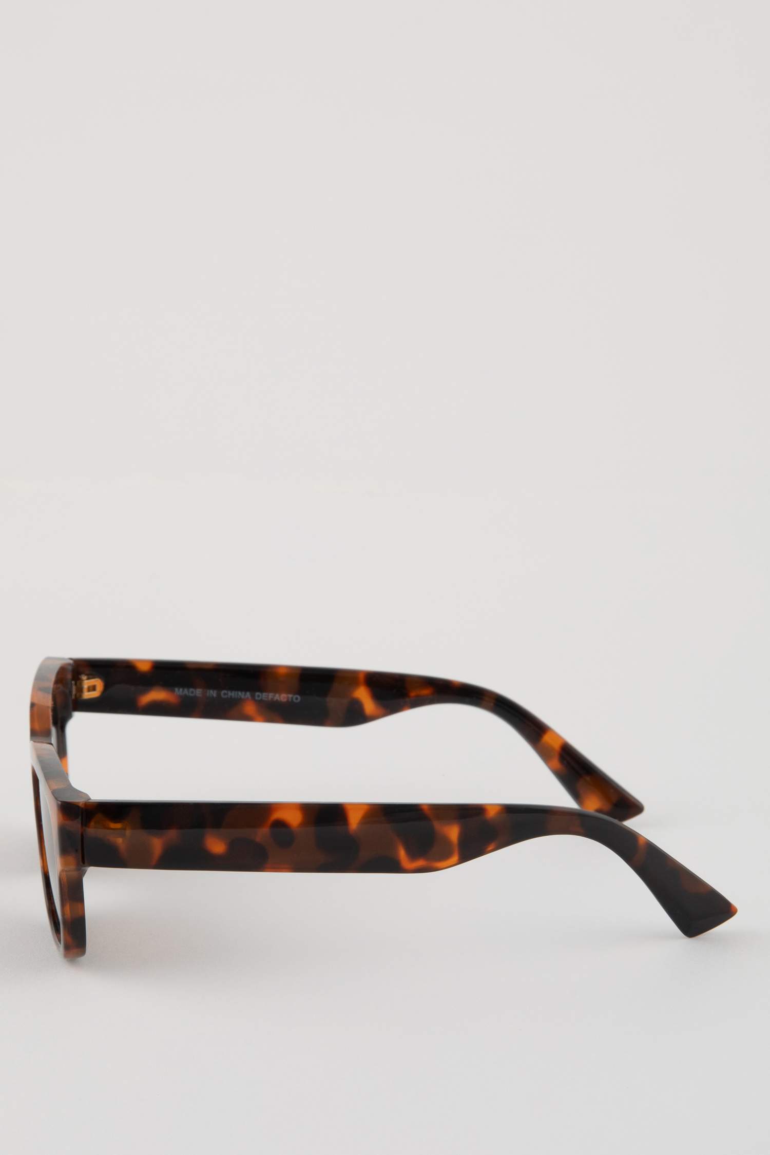 Woman Rectangular Plastic Sunglasses