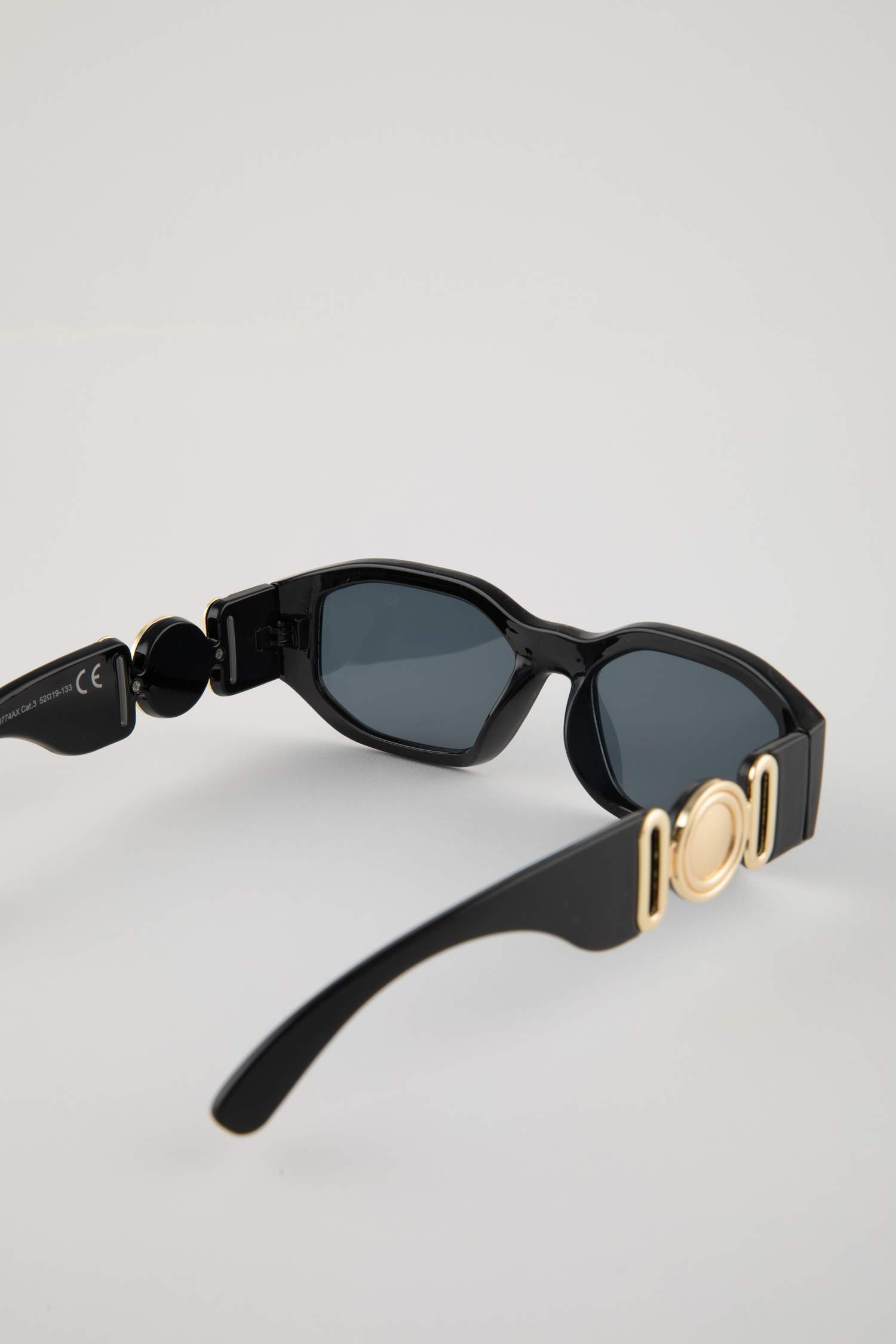 Әйелдерге Күн көзілдірігі