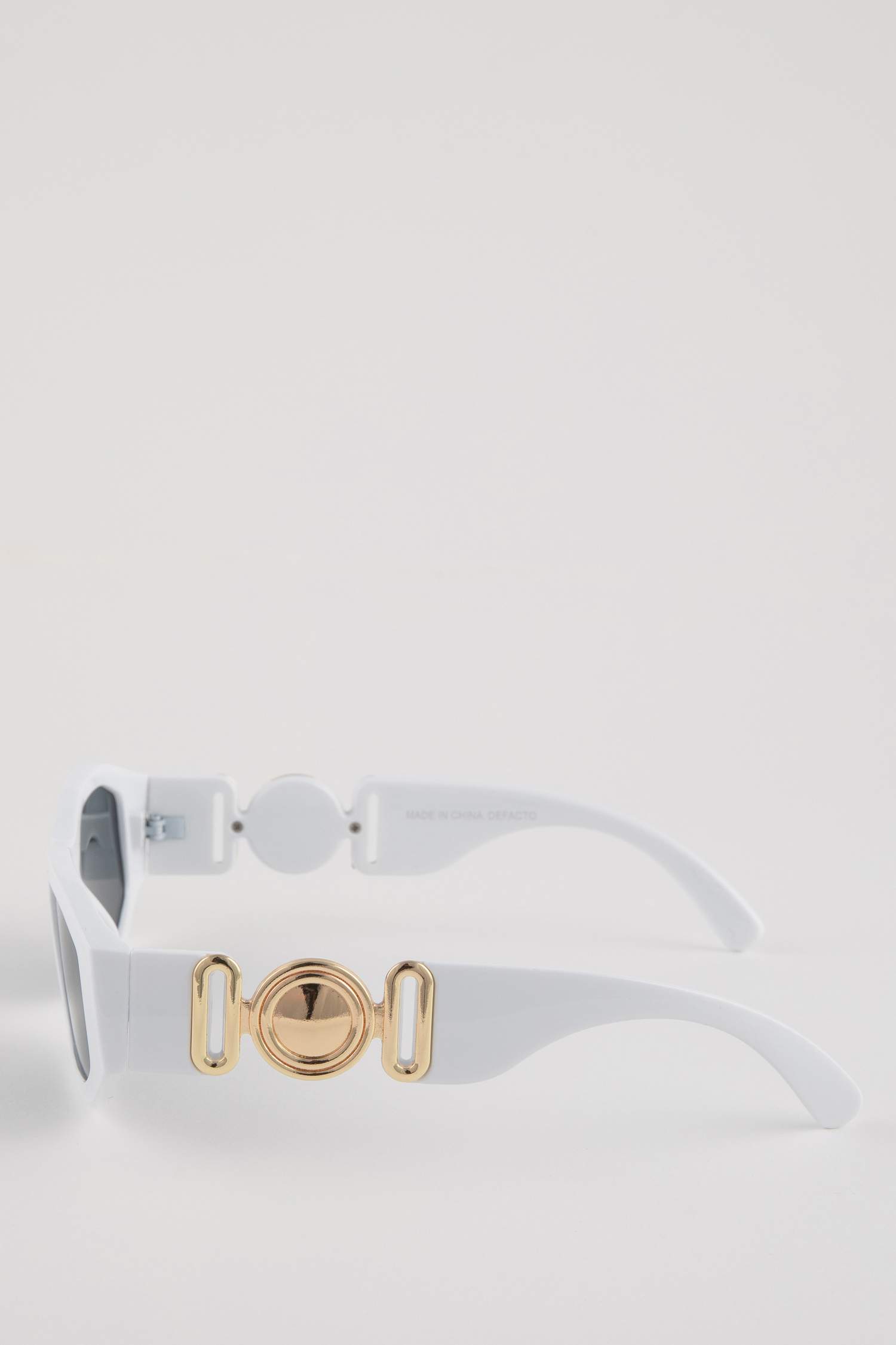 نظارة شمسية نسائية مستطيلة